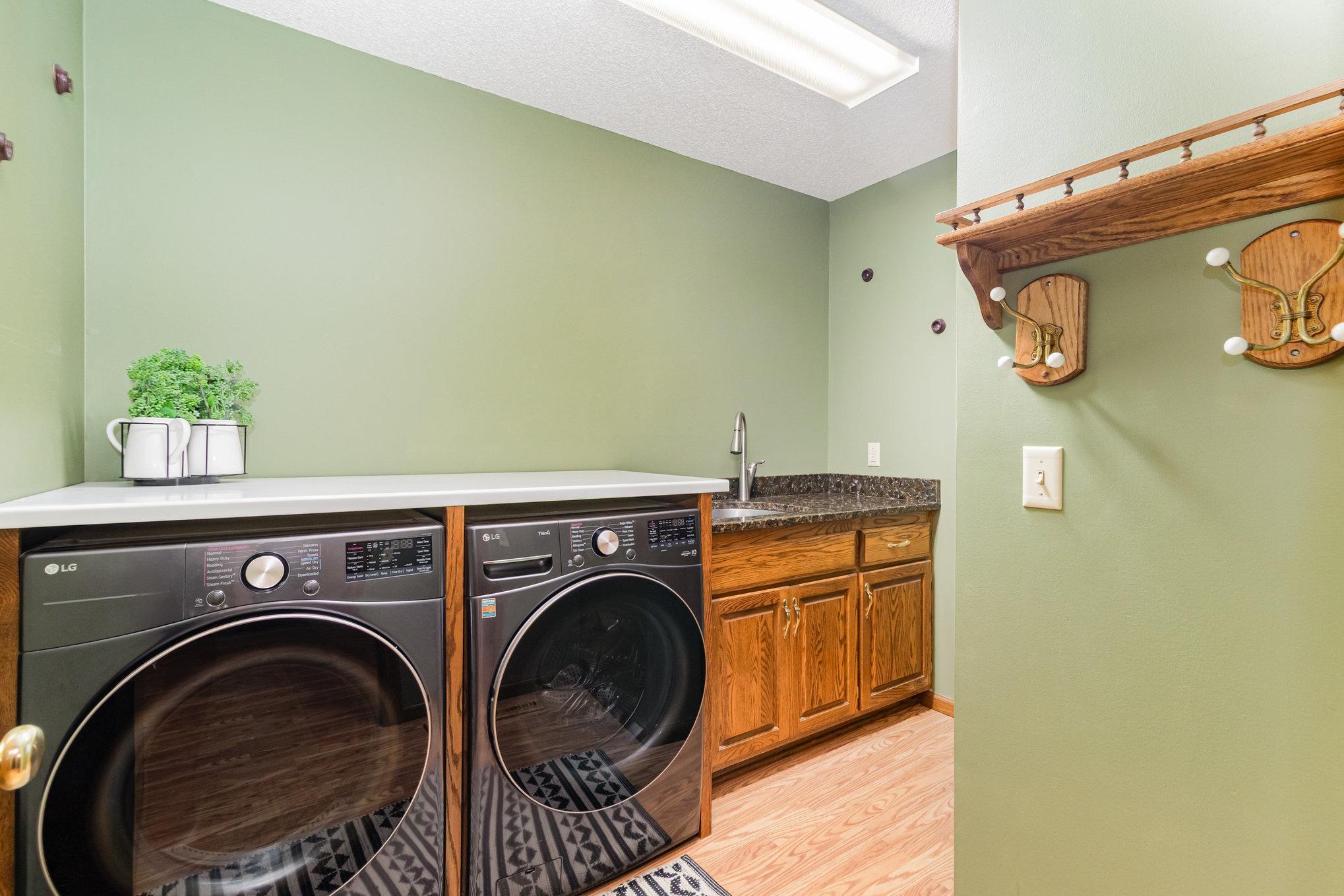 11452 Knollwood Court NE