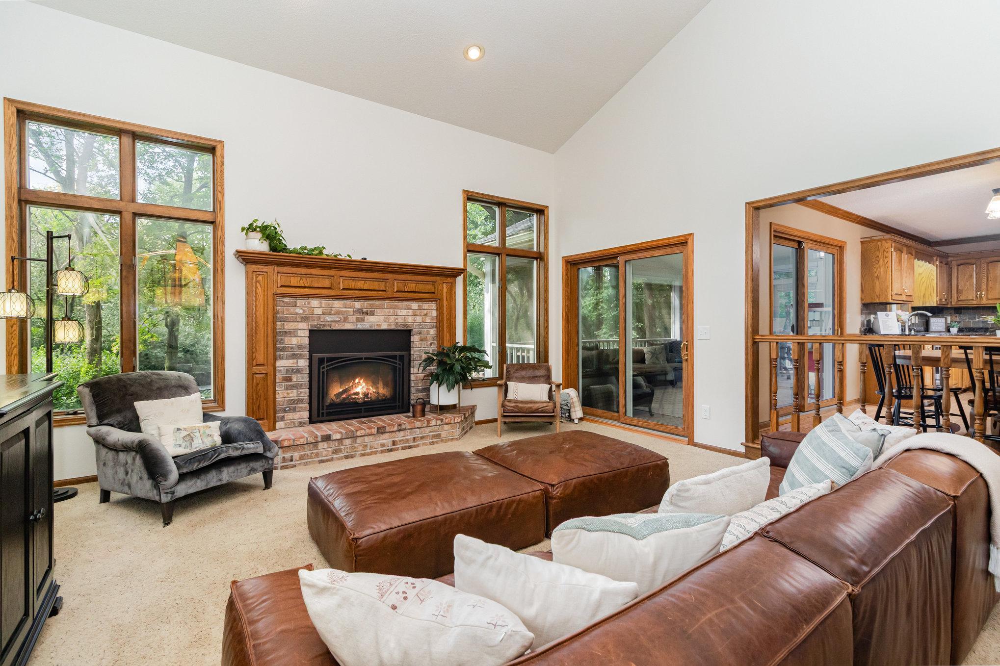 11452 Knollwood Court NE