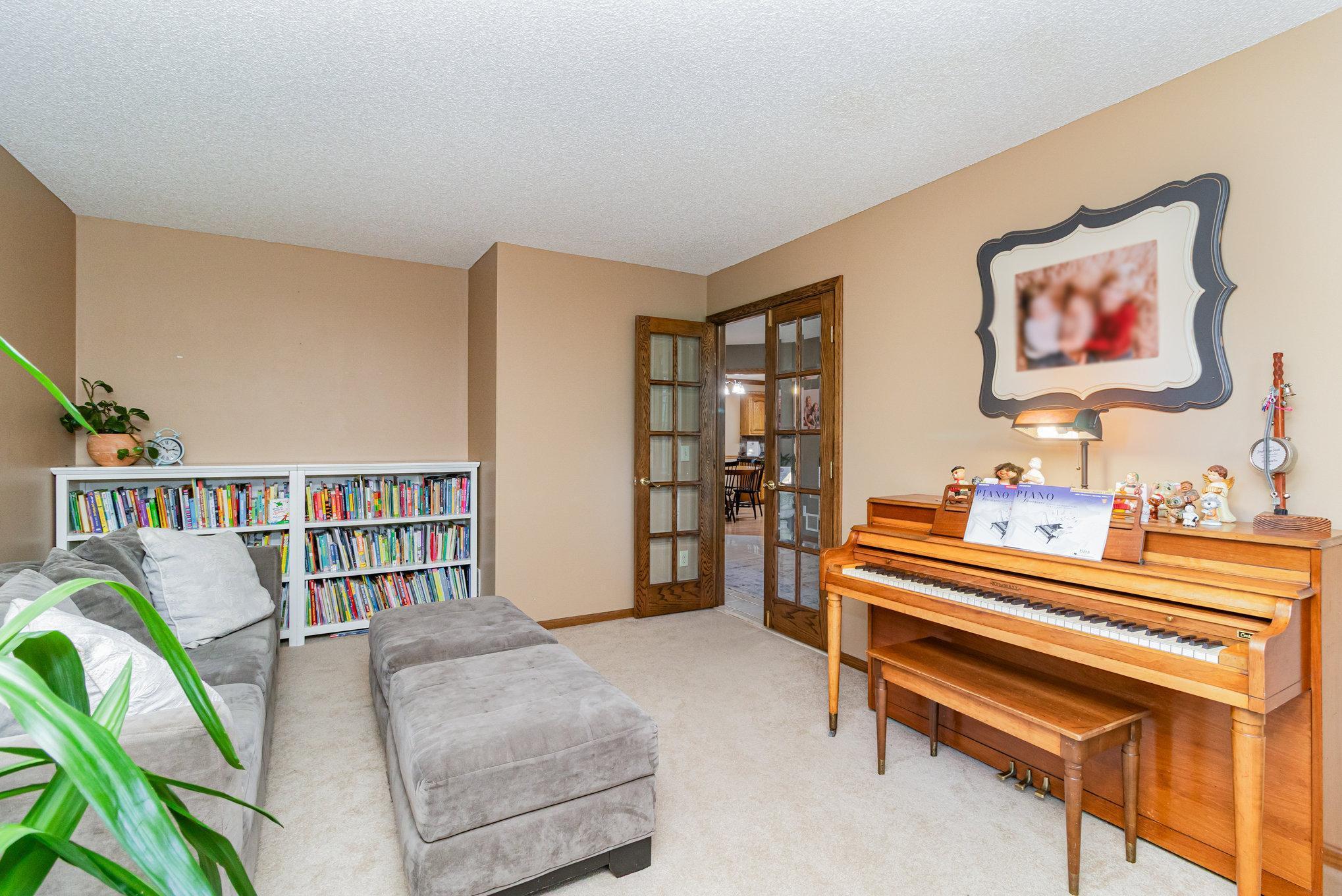 11452 Knollwood Court NE