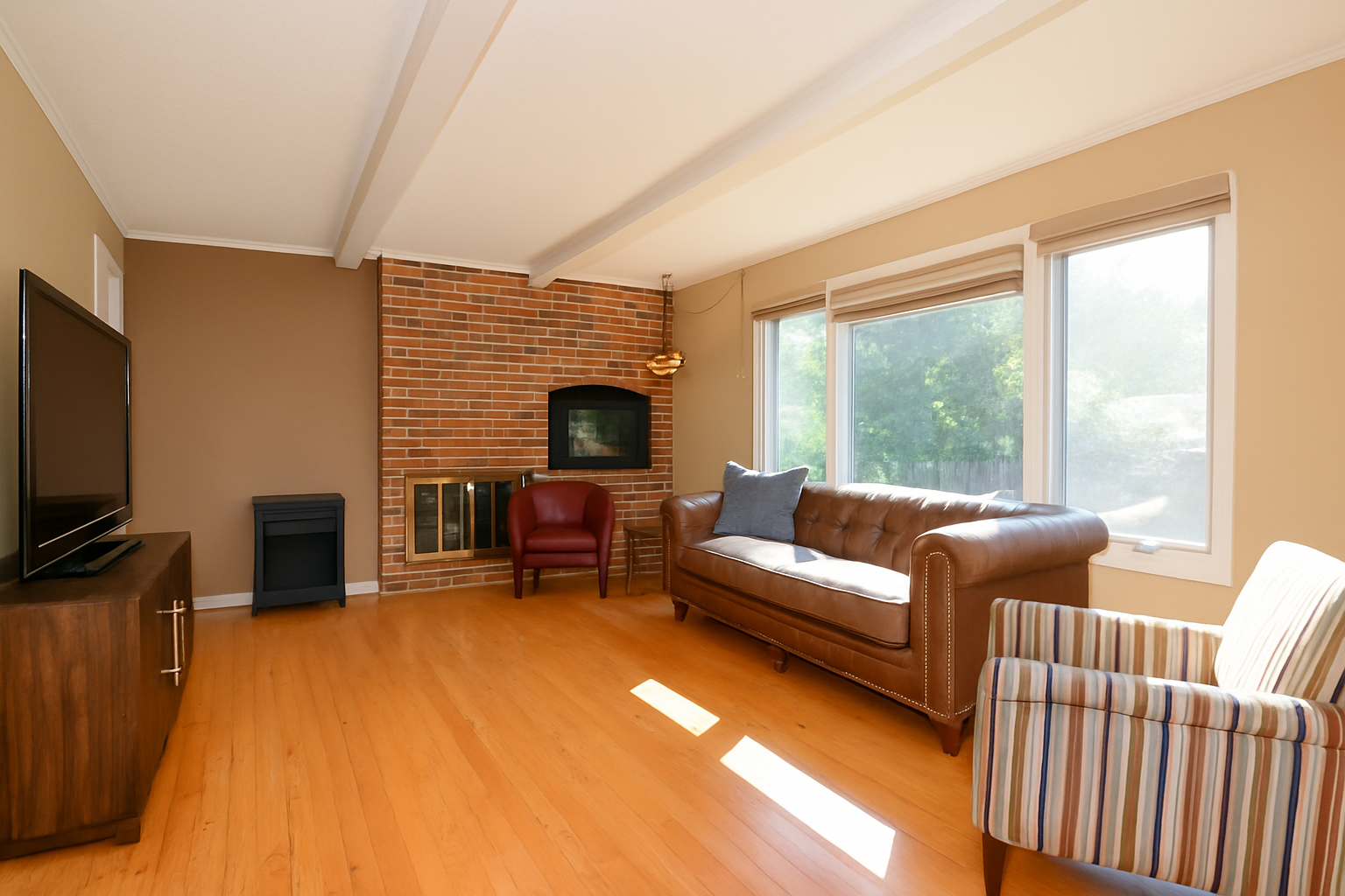 4131 Jersey Avenue N