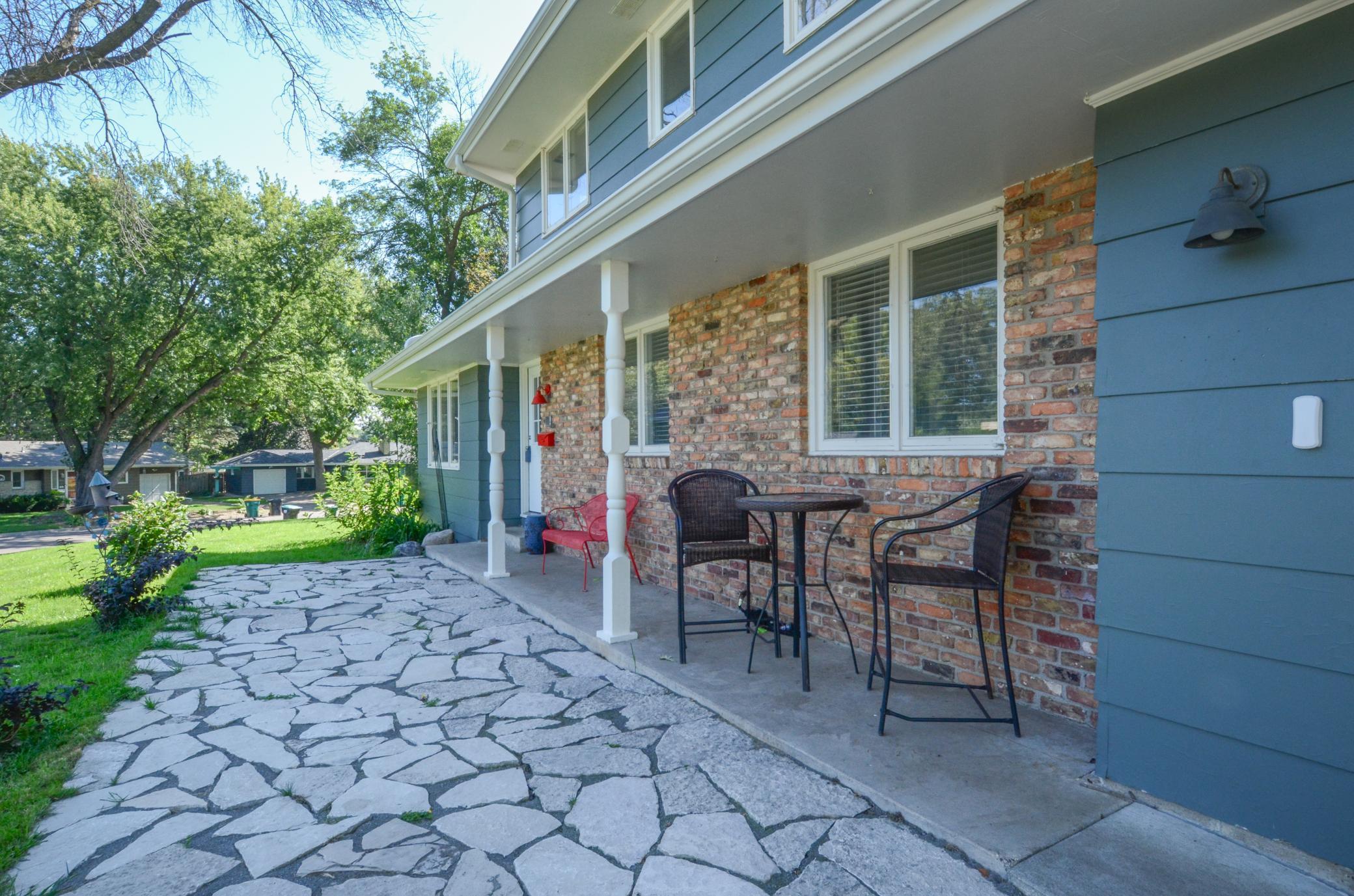 4131 Jersey Avenue N