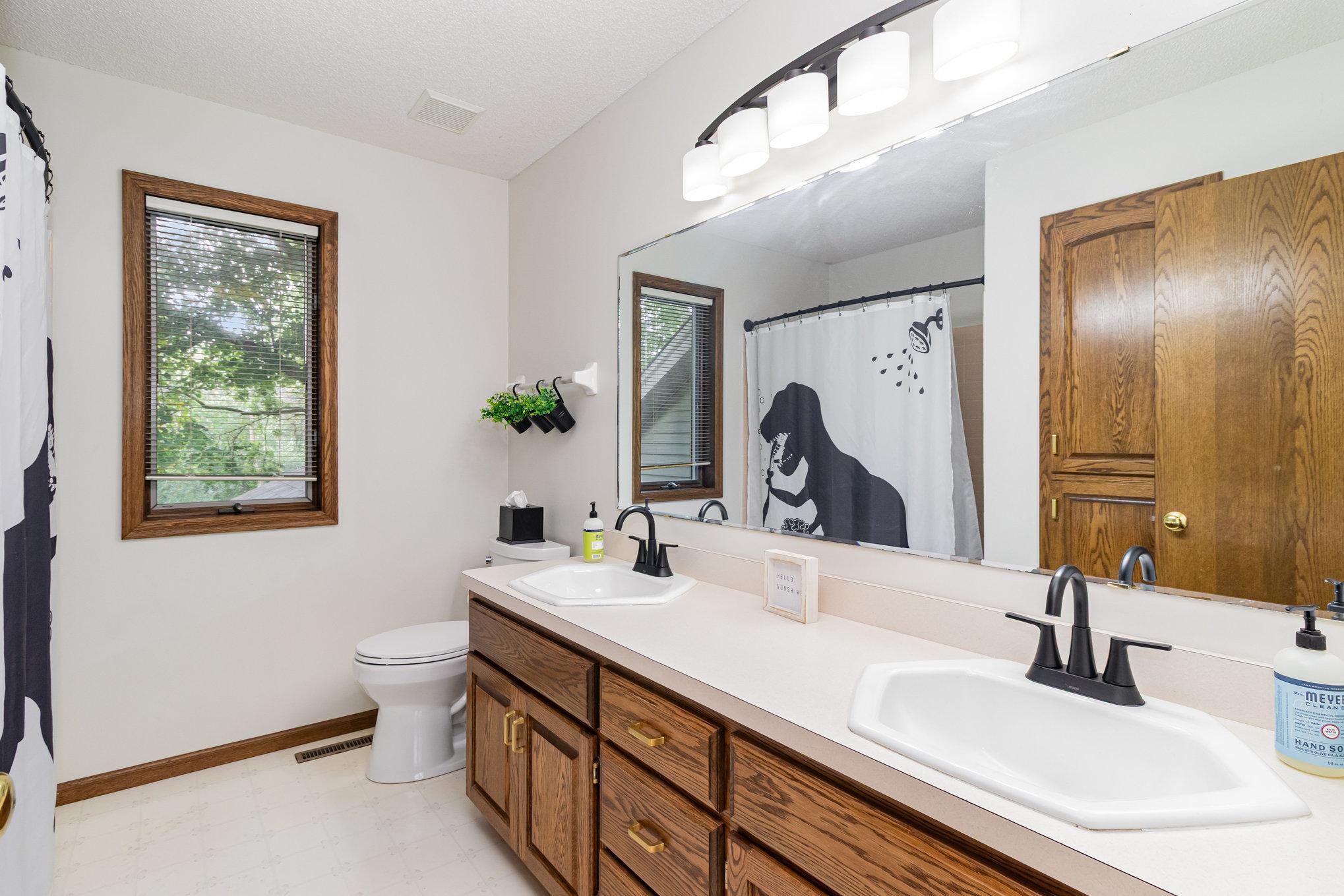 11452 Knollwood Court NE