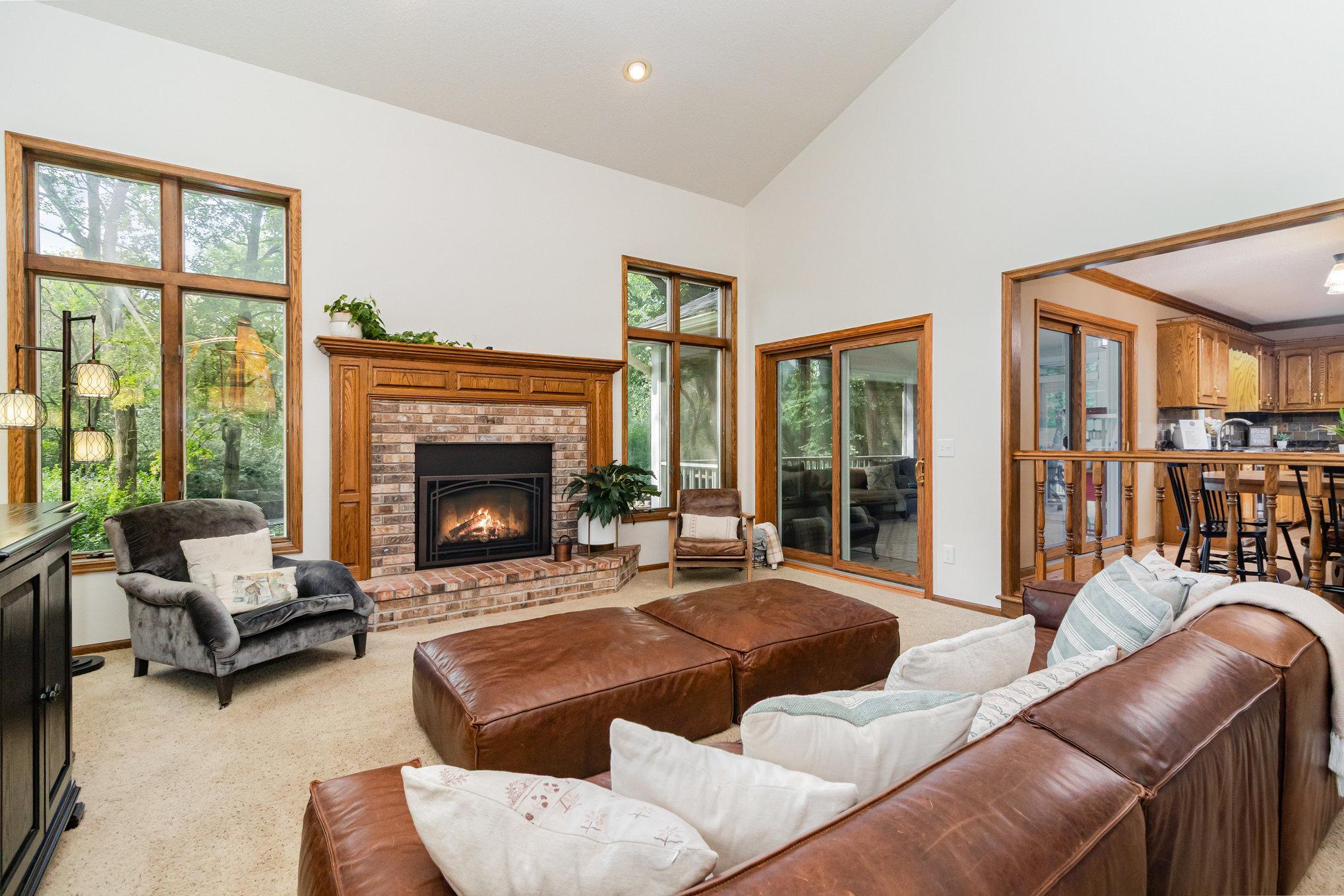 11452 Knollwood Court NE