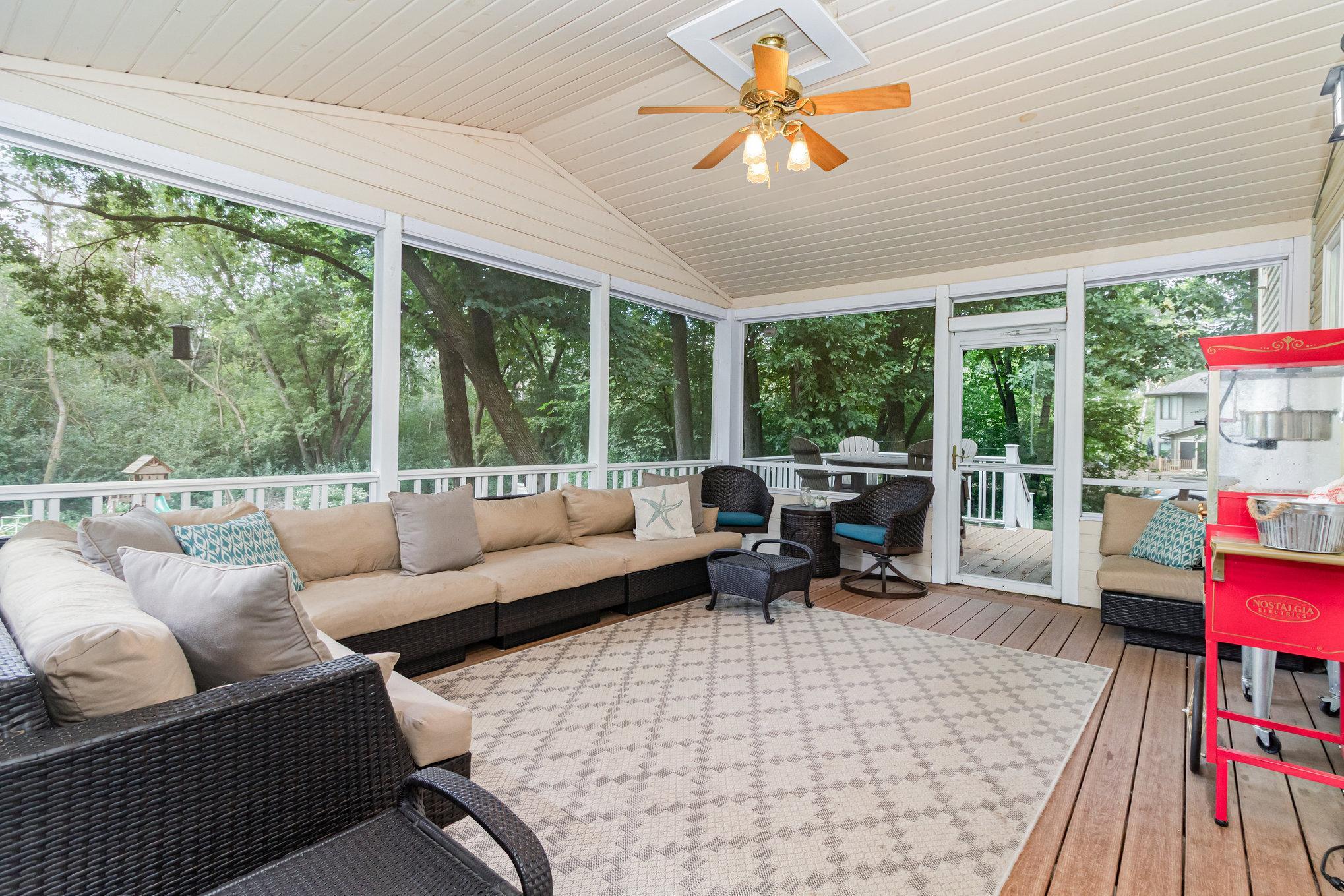 11452 Knollwood Court NE