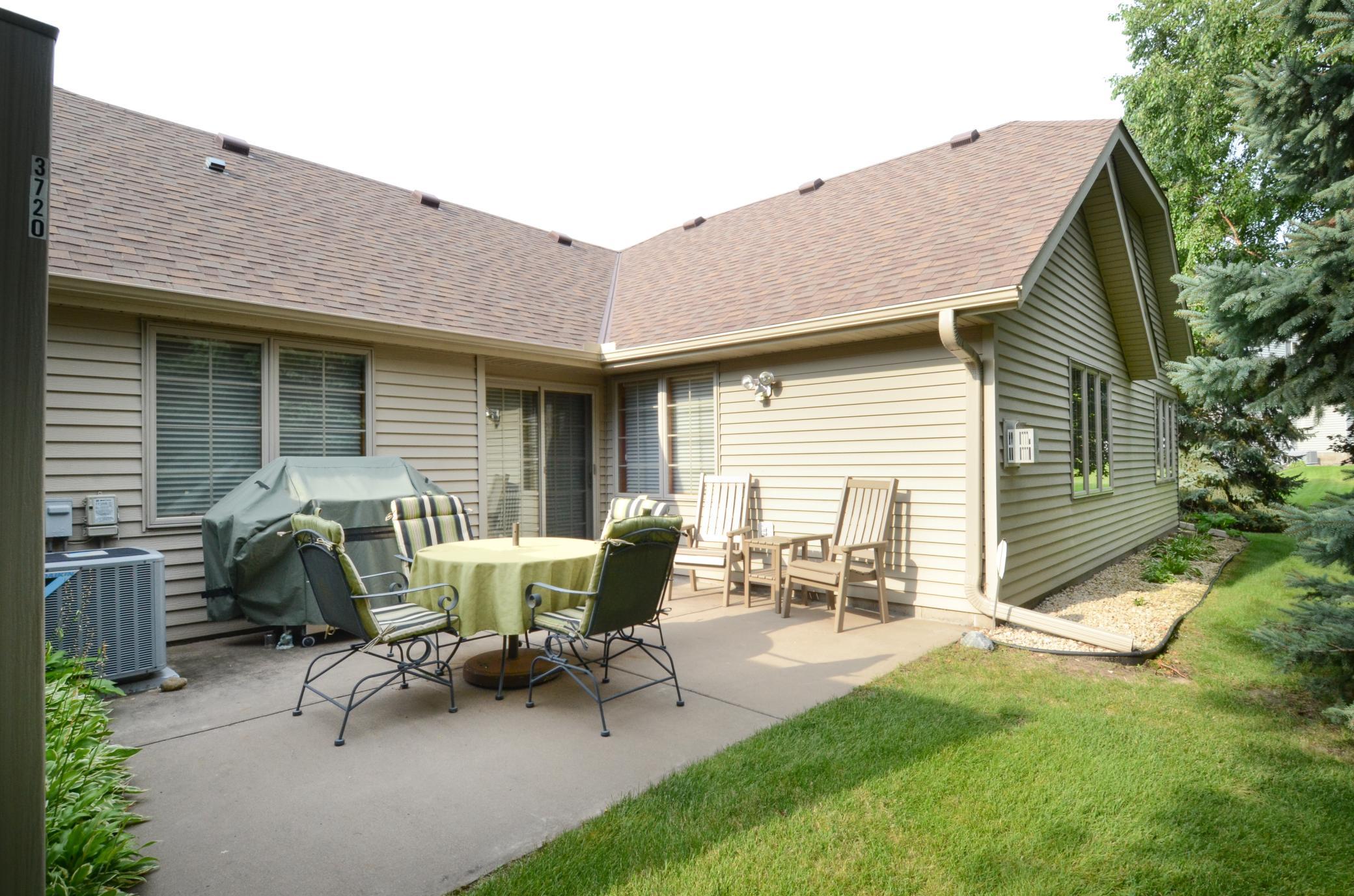 3720 Ladyslipper Lane N