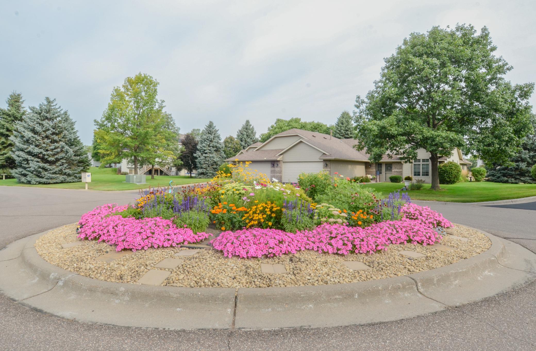3720 Ladyslipper Lane N