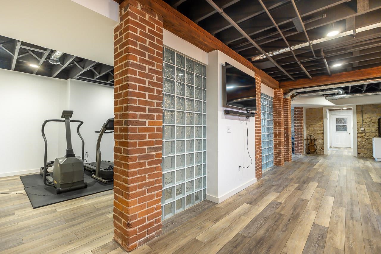 500 N Riverview Street