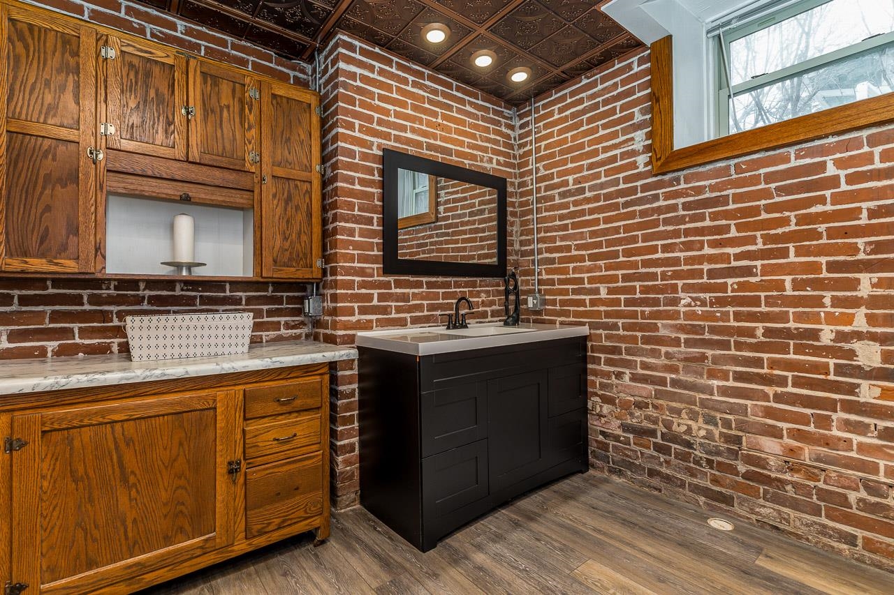 500 N Riverview Street