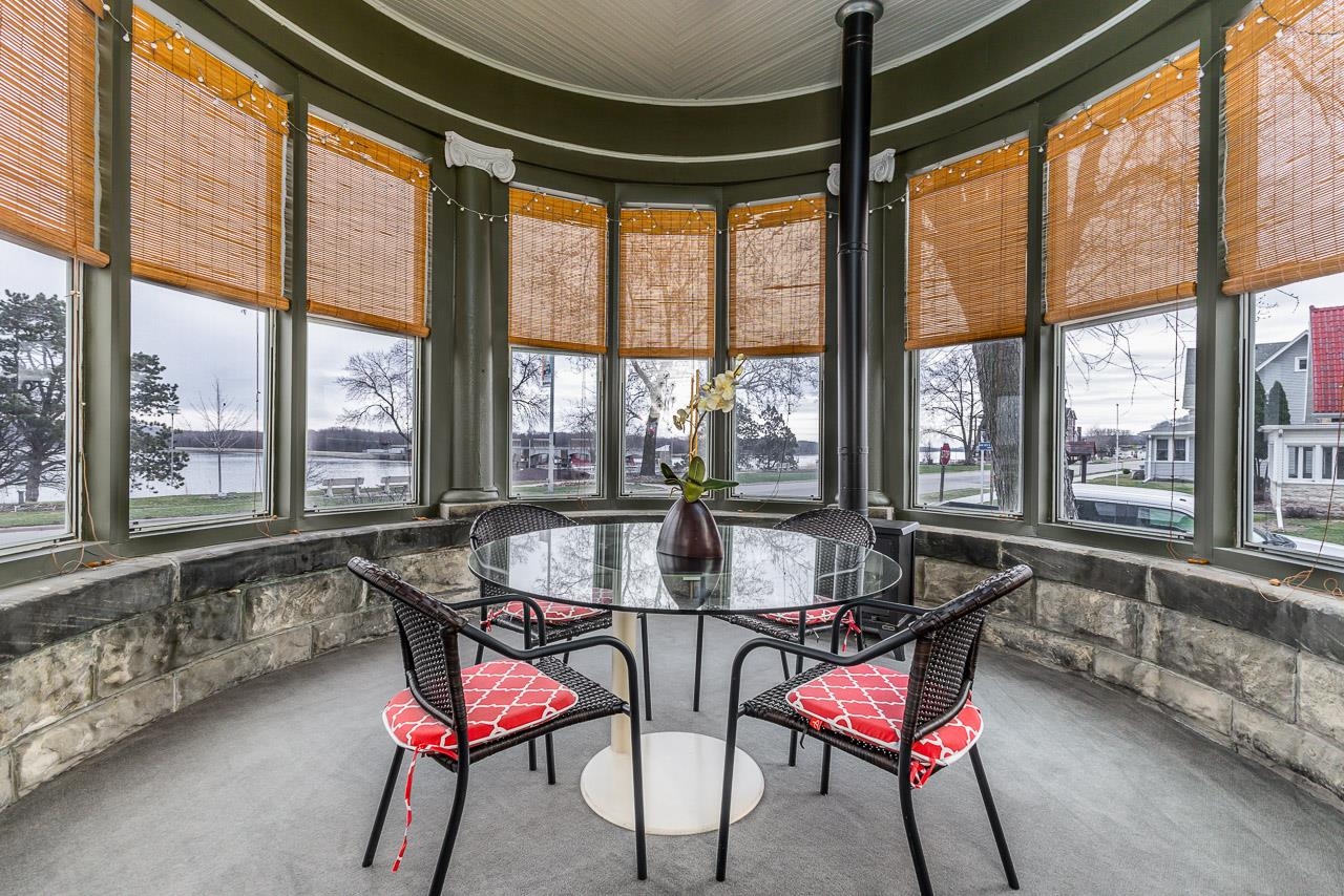 500 N Riverview Street