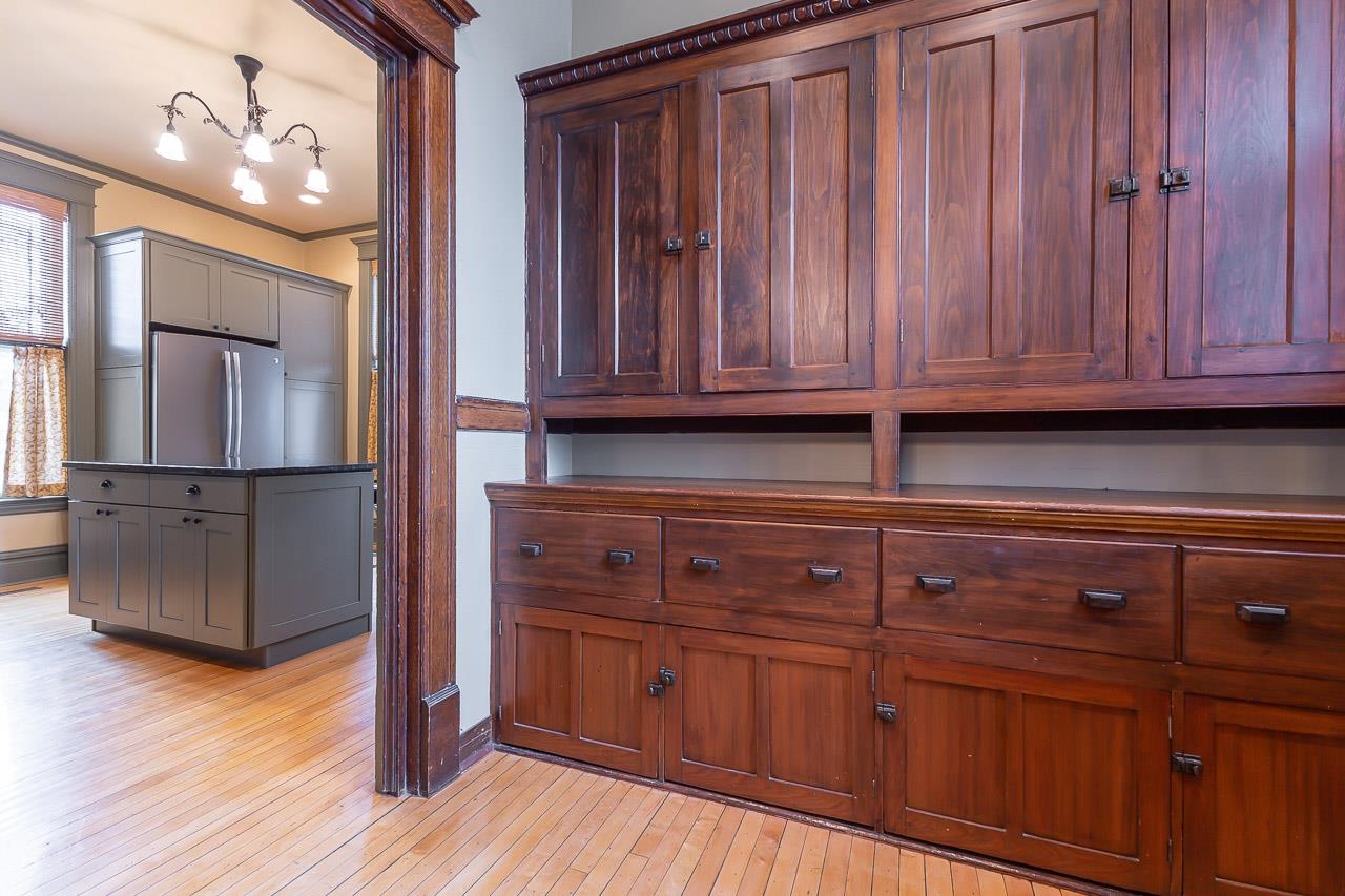 500 N Riverview Street