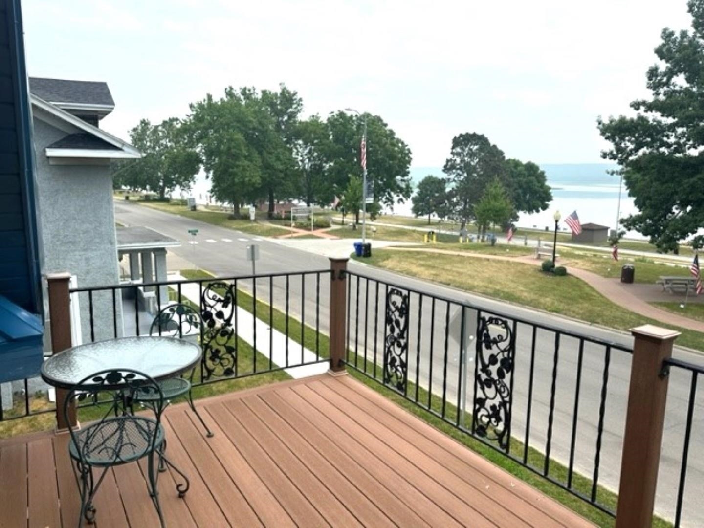 304 N Riverview Street