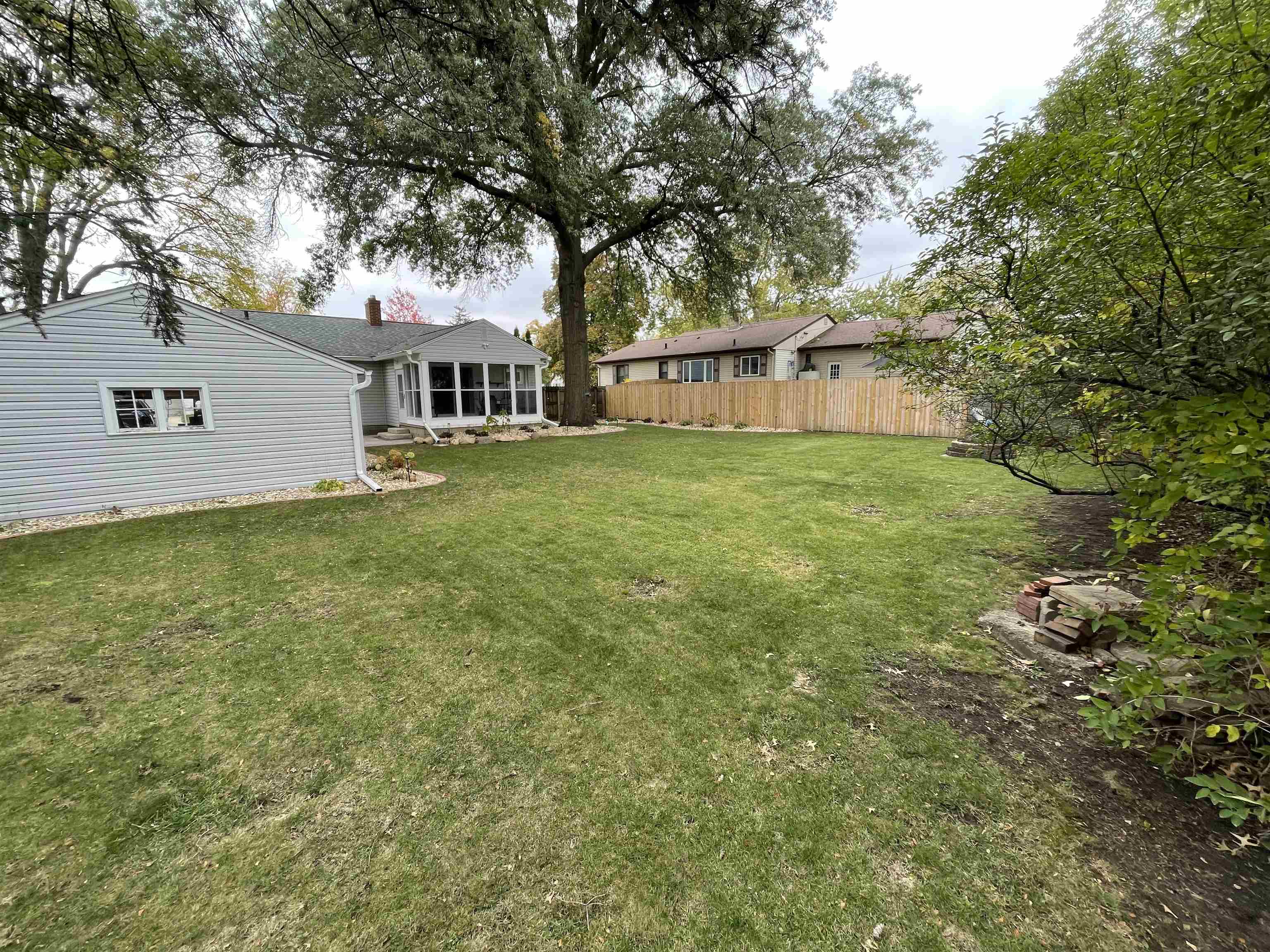 411 Carolina Avenue Unit: 411 Carolina Ave