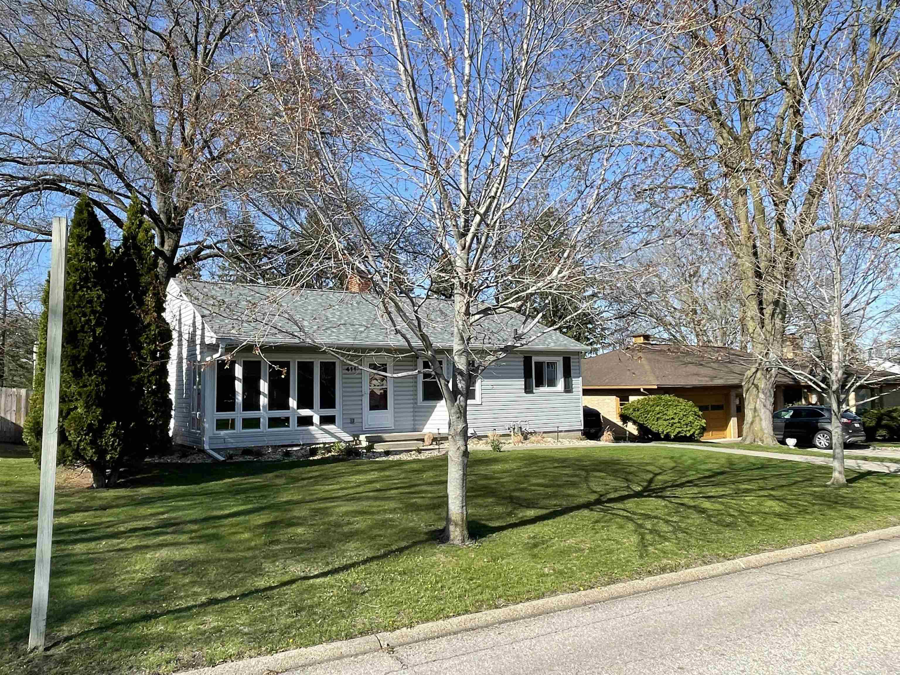 411 Carolina Avenue Unit: 411 Carolina Ave