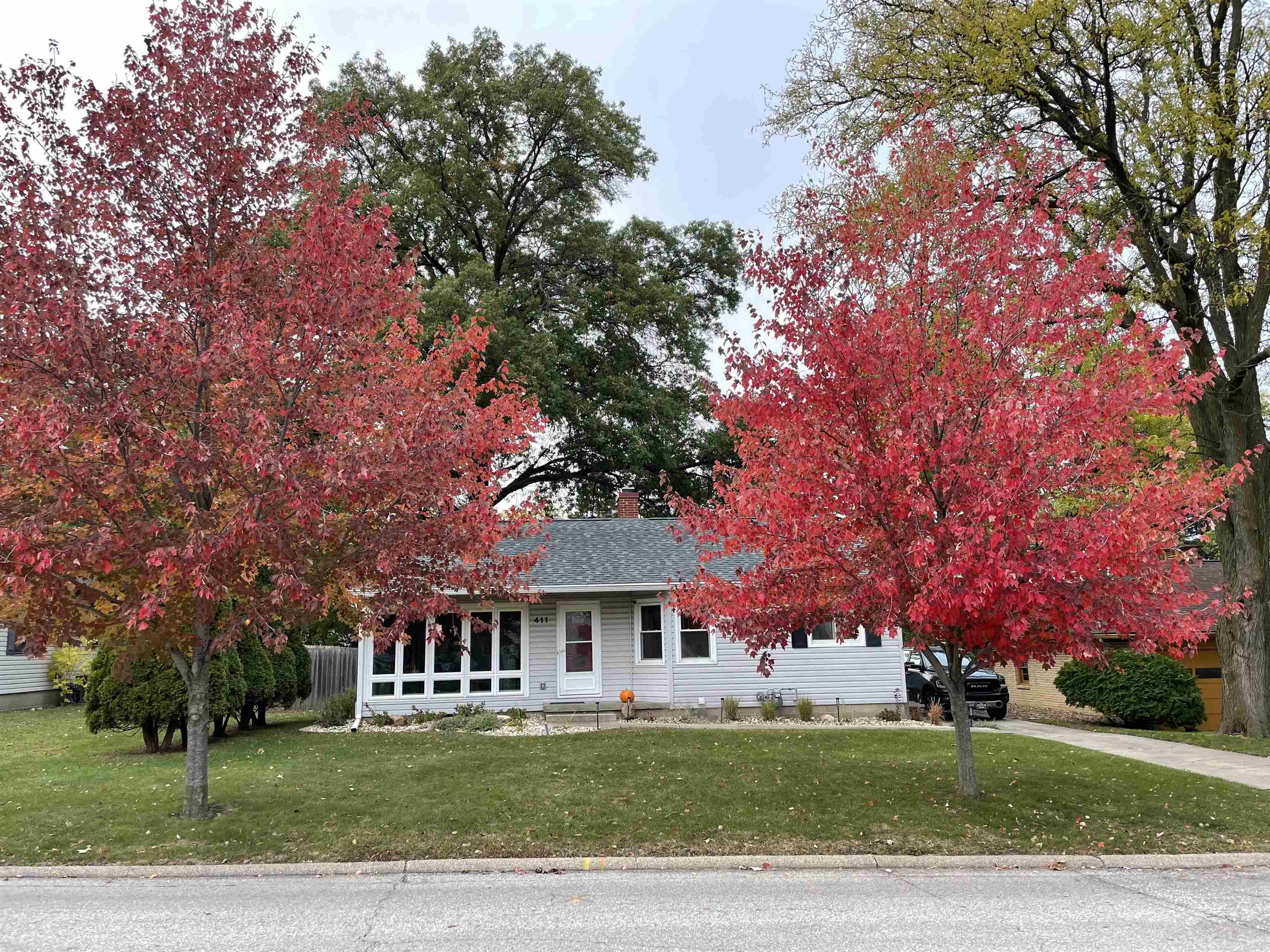 411 Carolina Avenue Unit: 411 Carolina Ave