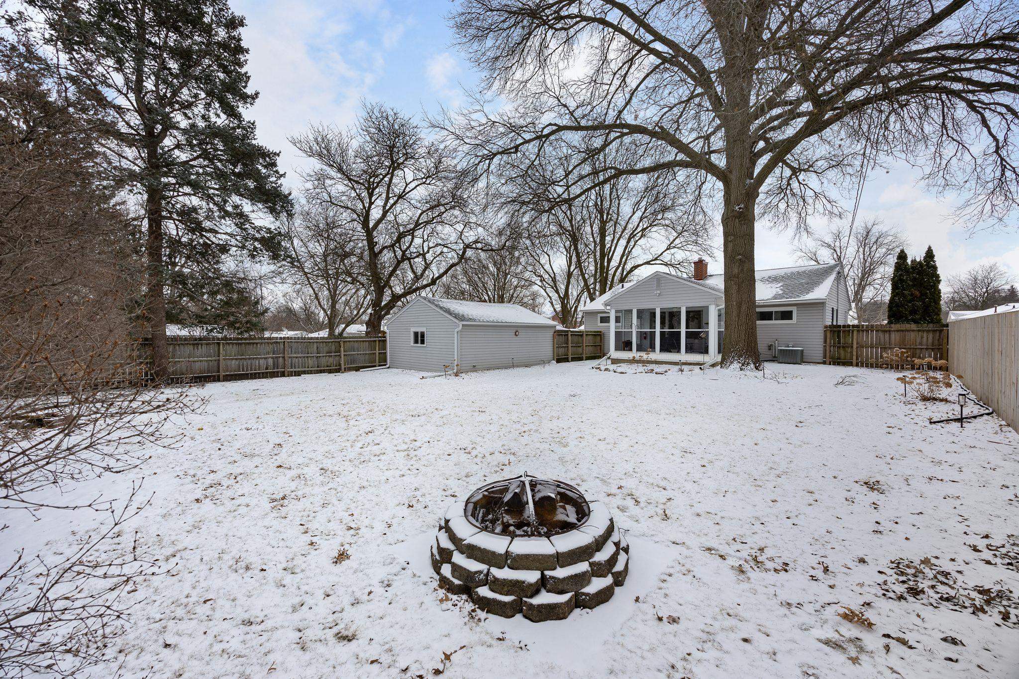 411 Carolina Avenue Unit: 411 Carolina Ave