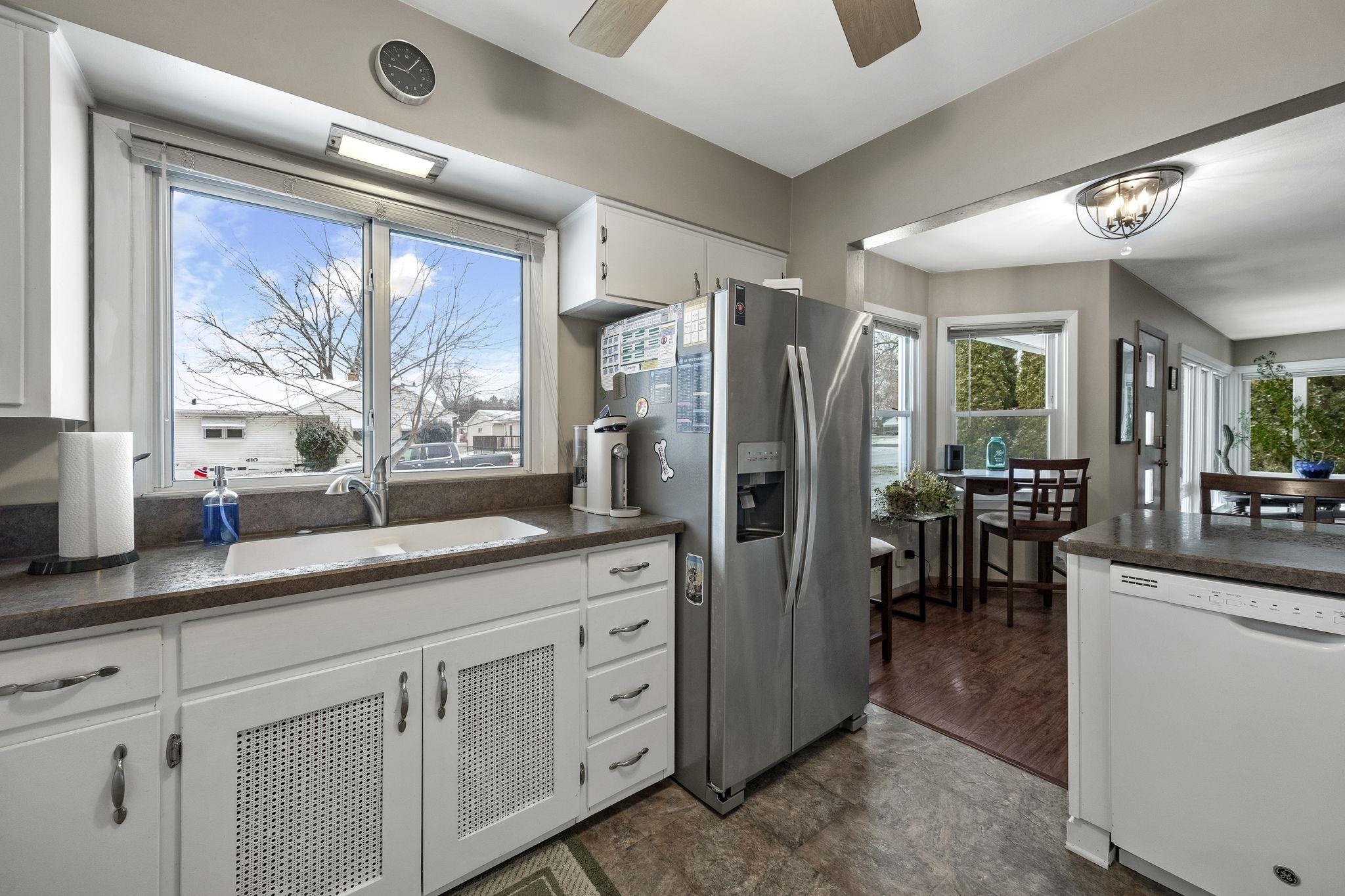 411 Carolina Avenue Unit: 411 Carolina Ave