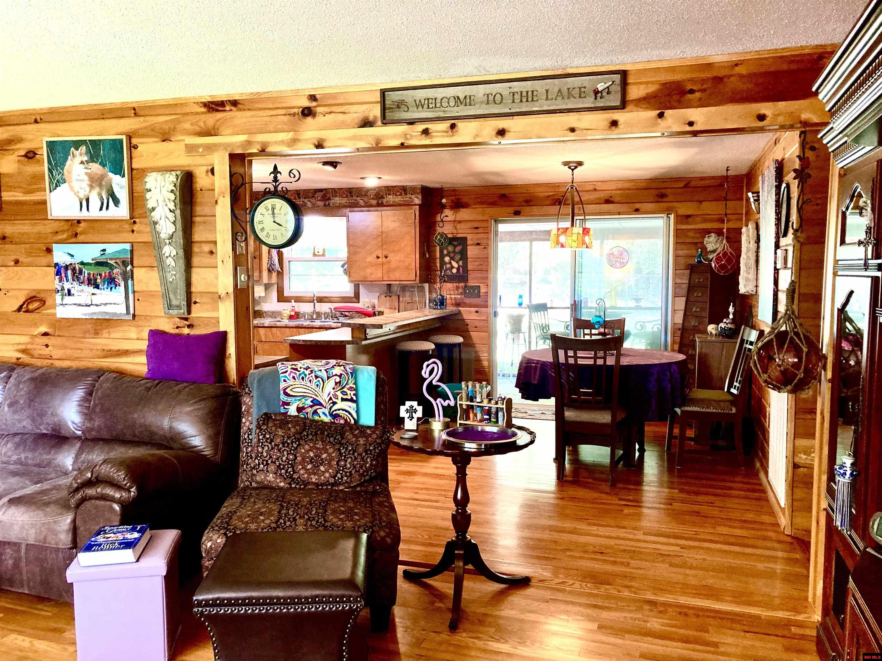 49 WATERFRONT CIRCLE