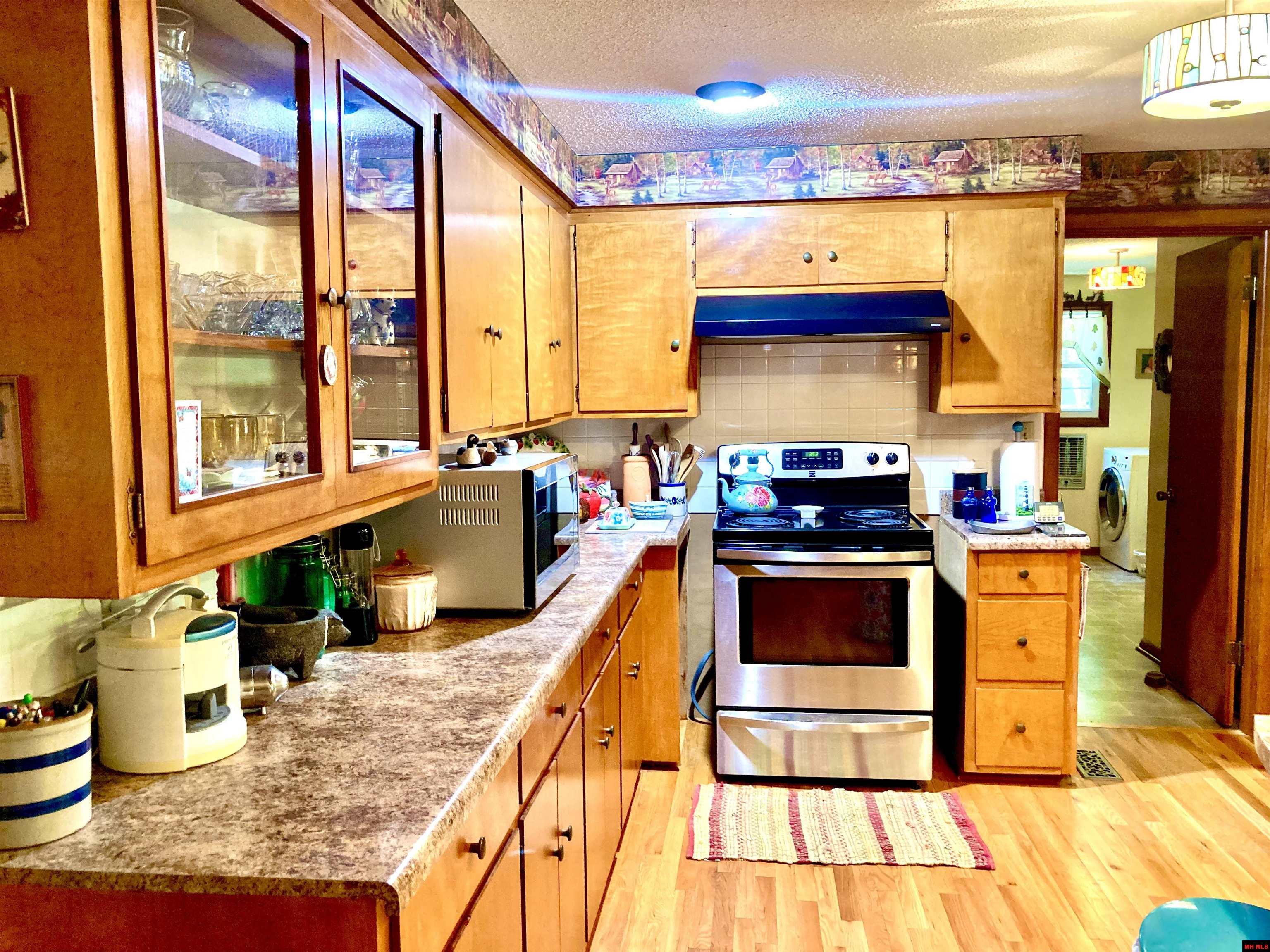 49 WATERFRONT CIRCLE