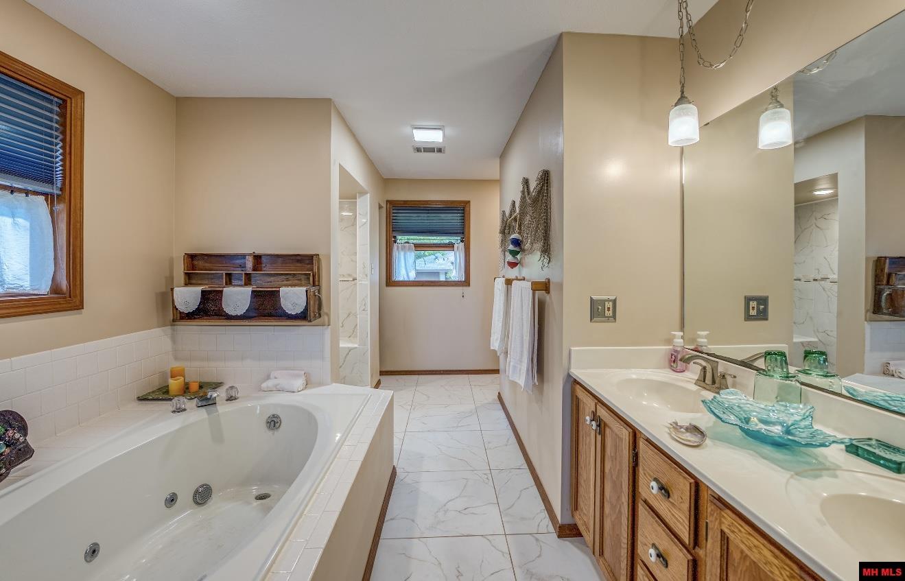 855 BUFF ROAD