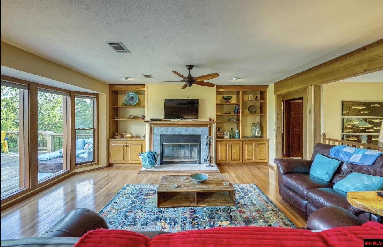 855 BUFF ROAD