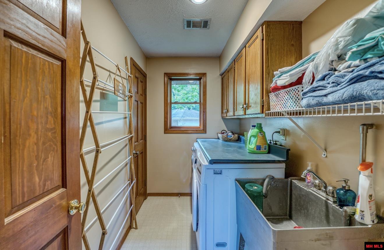 855 BUFF ROAD