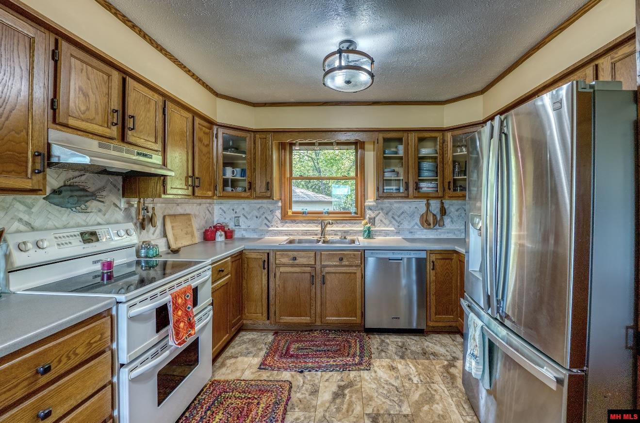 855 BUFF ROAD