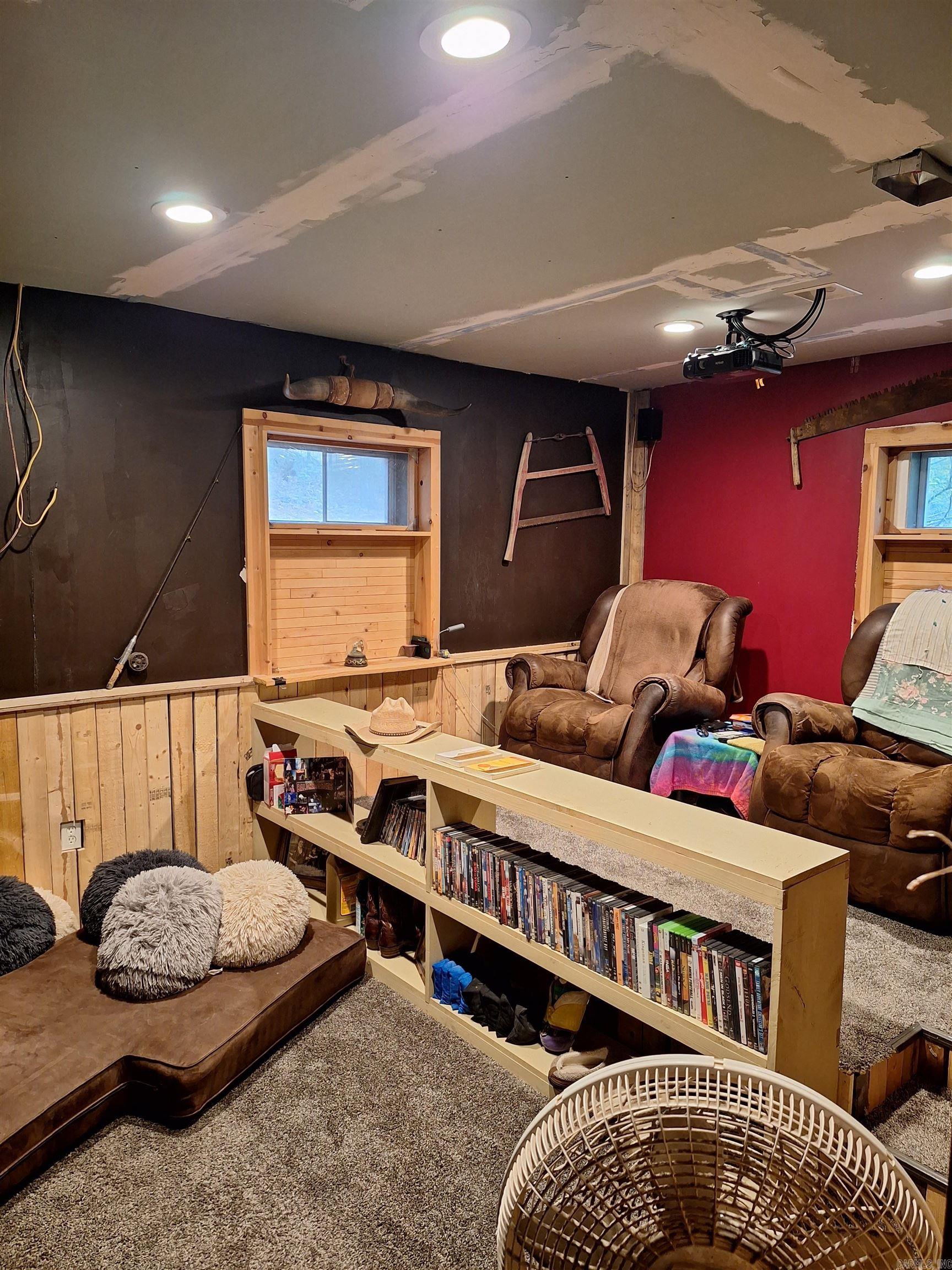 11952 S HIGHWAY 14 Highway