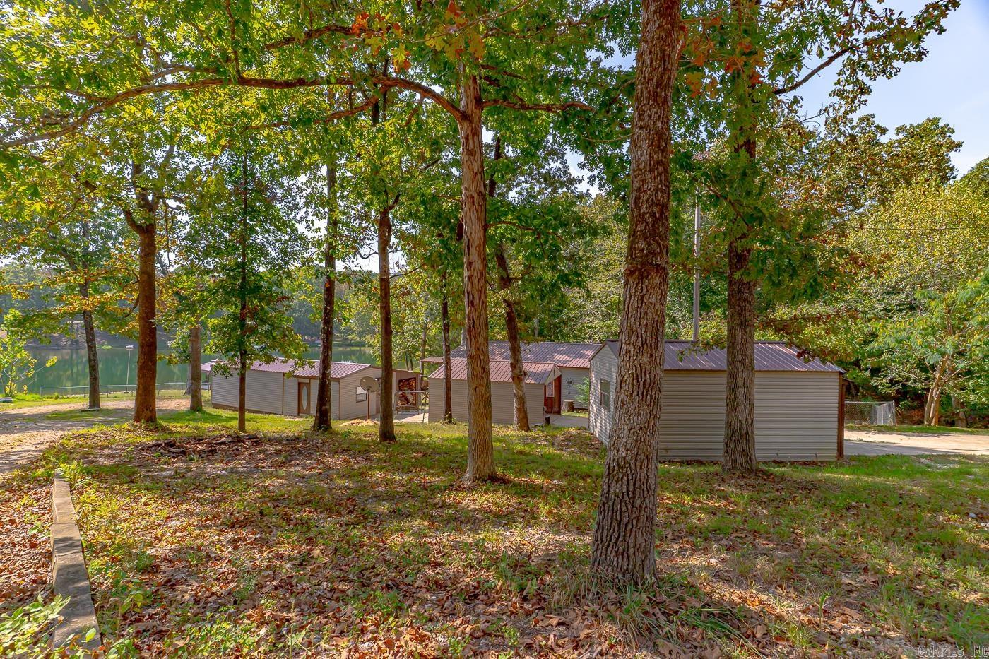21 W Lakeshore Dr