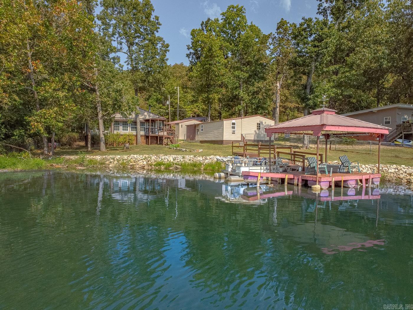 21 W Lakeshore Dr