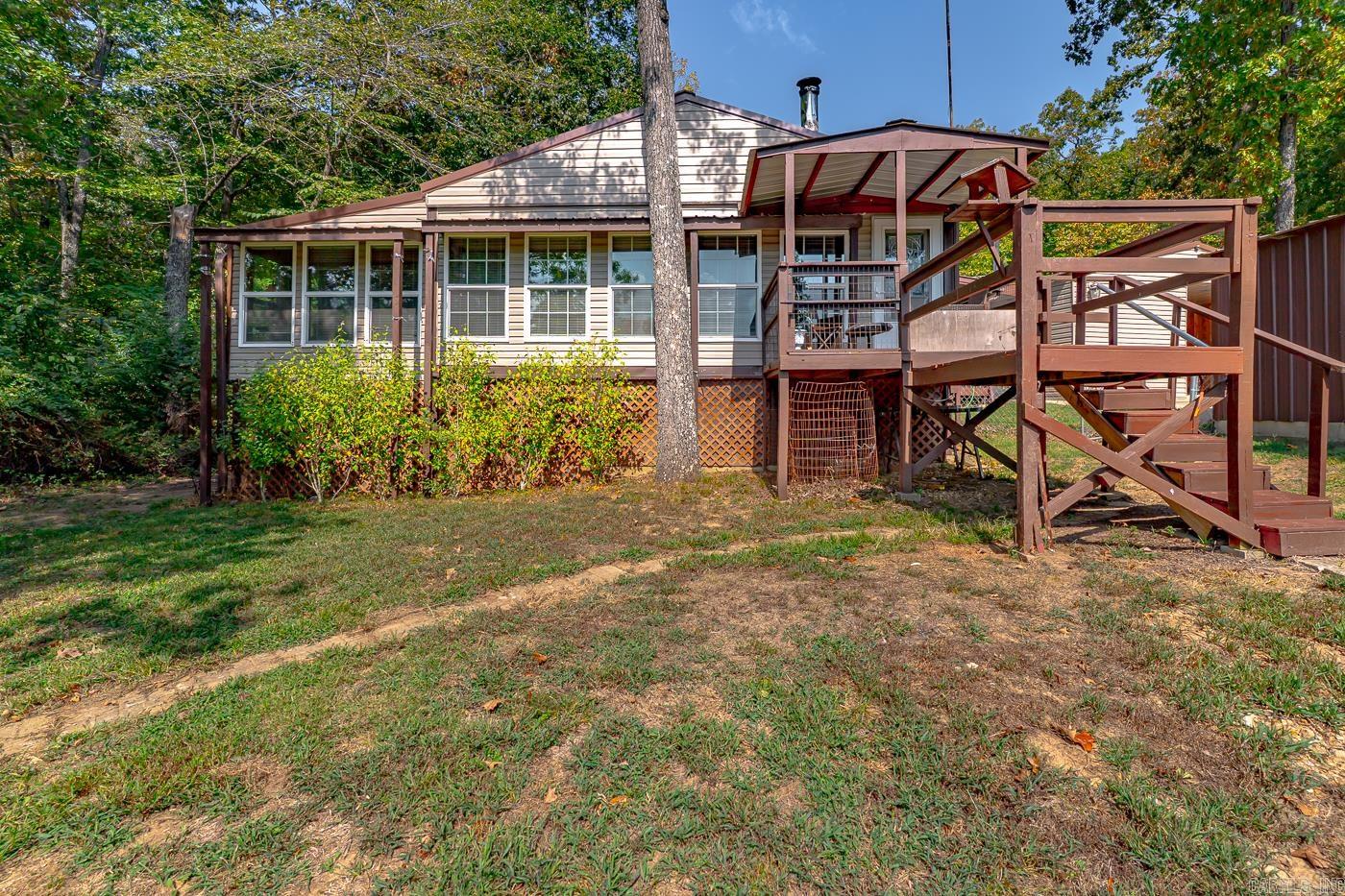 21 W Lakeshore Dr