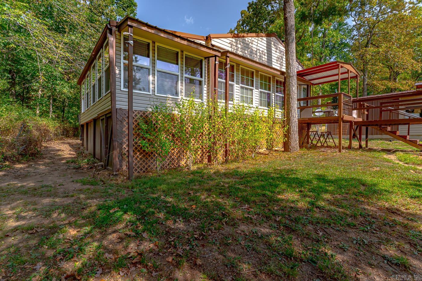 21 W Lakeshore Dr