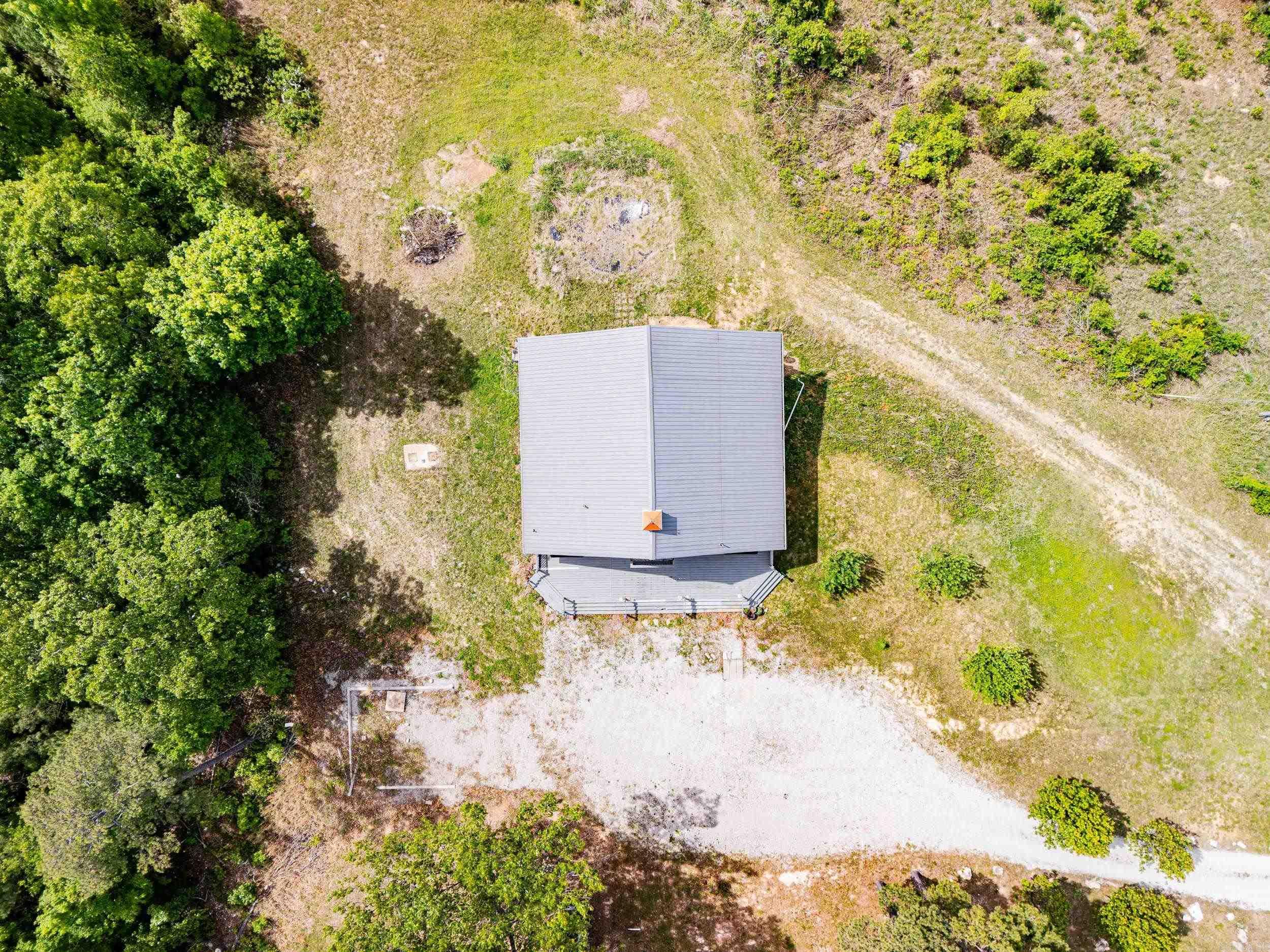 4605 Highway 177