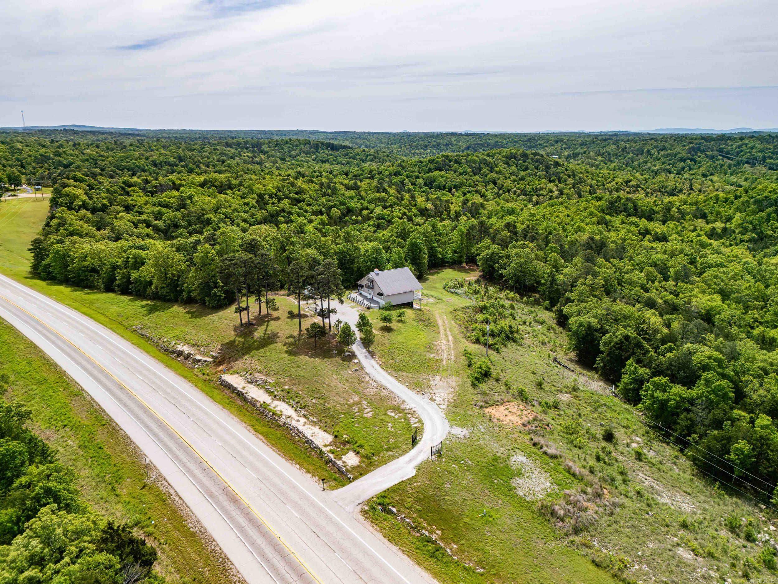 4605 Highway 177