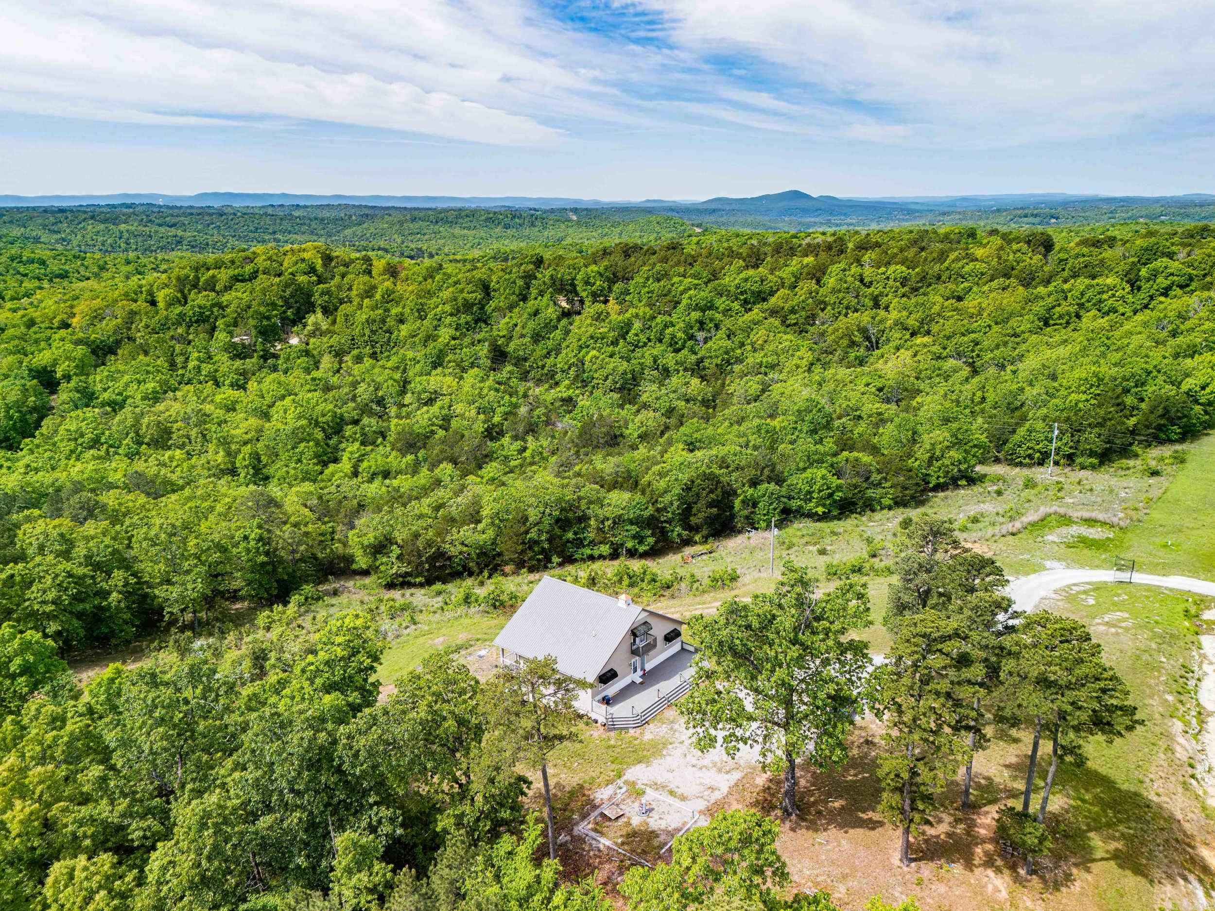 4605 Highway 177