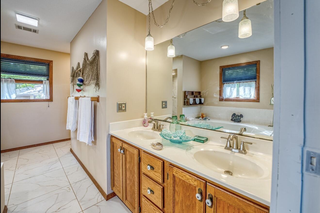 855 Buff Road Road