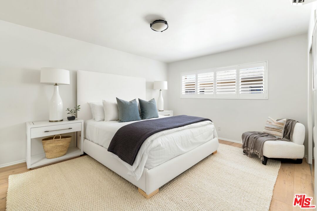 1333 Yale St Unit: 8