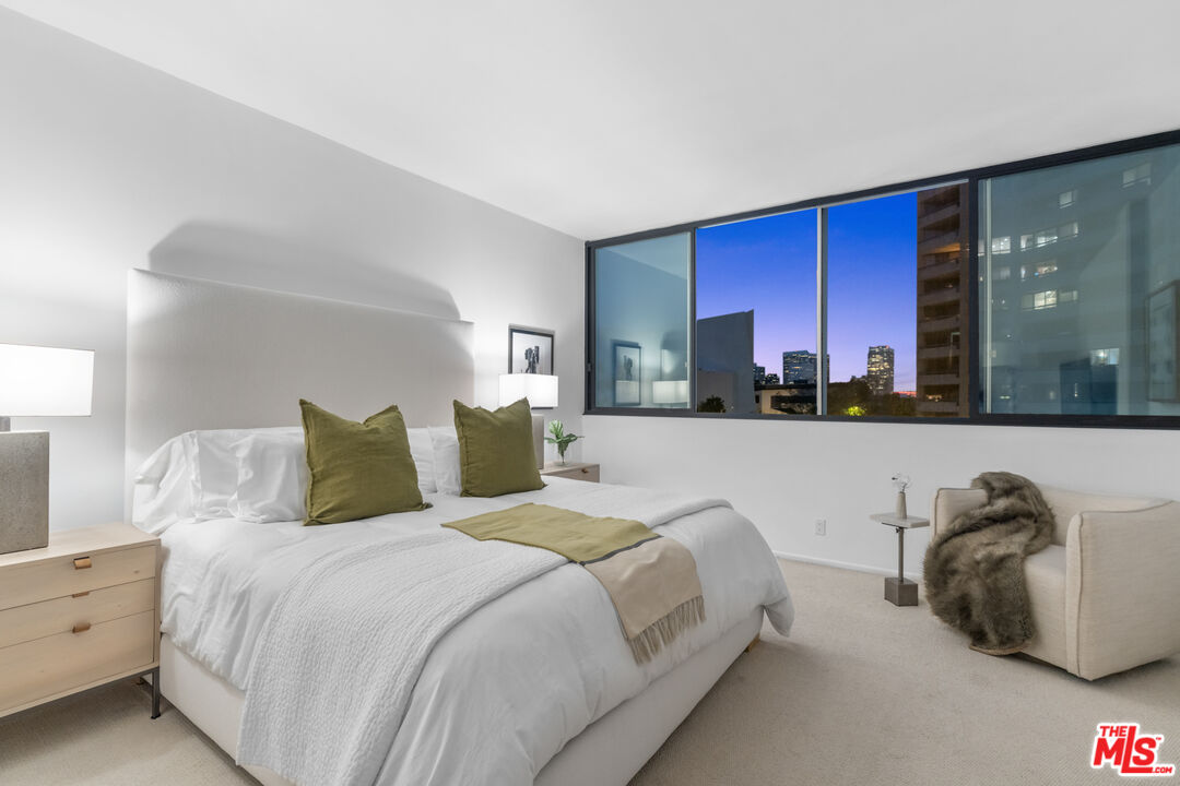 10433 Wilshire Blvd Unit: 302