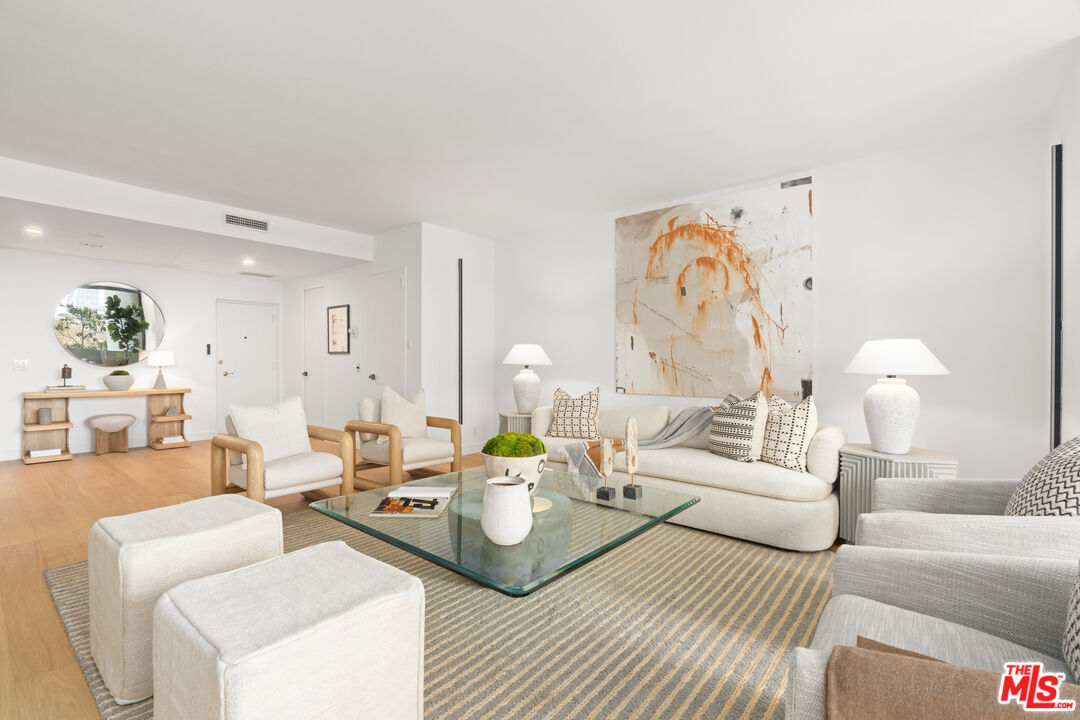 10433 Wilshire Blvd Unit: 302