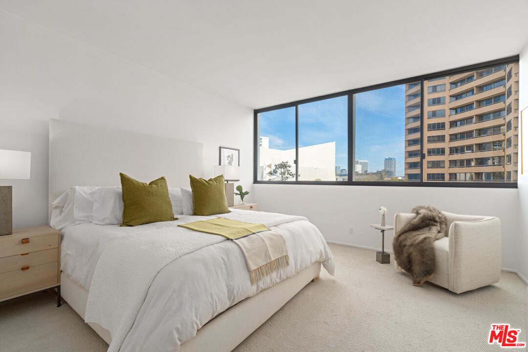10433 Wilshire Blvd Unit: 302