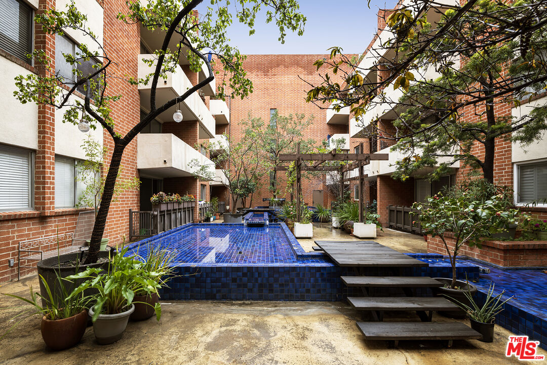 11750 W Sunset Blvd Unit: 419