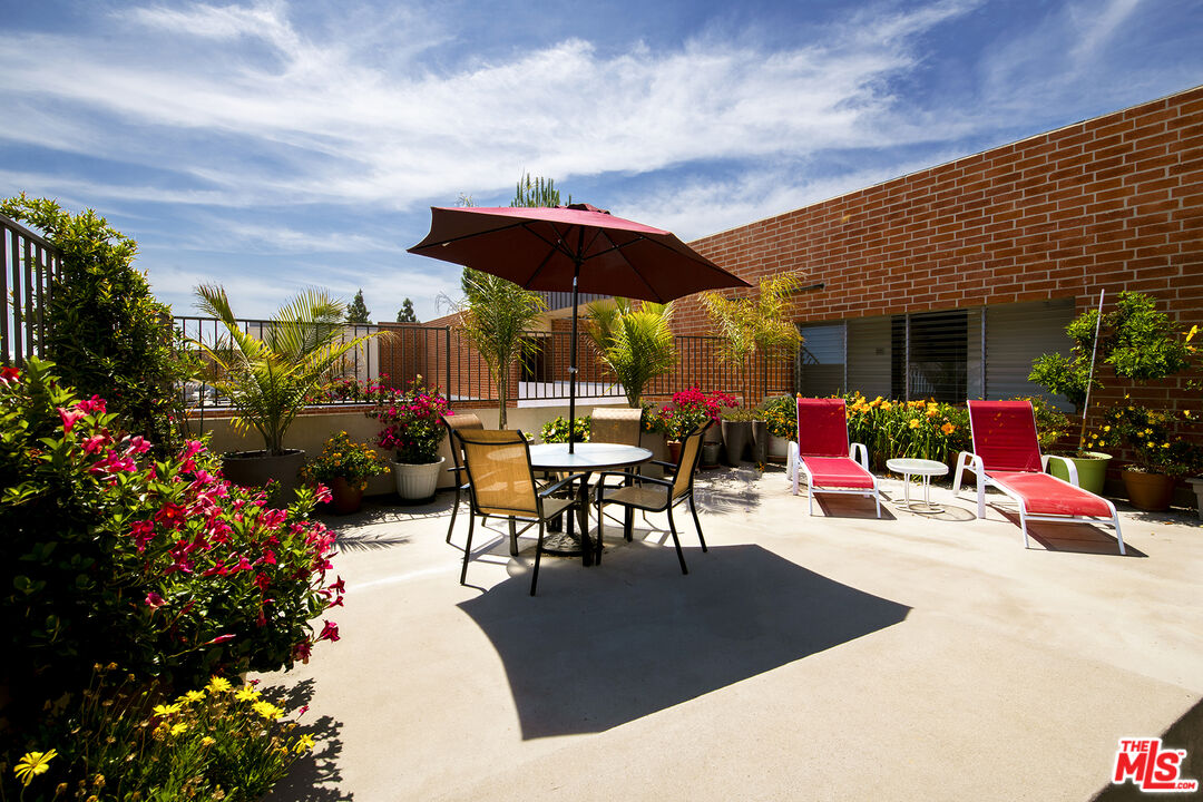 11750 W Sunset Blvd Unit: 419