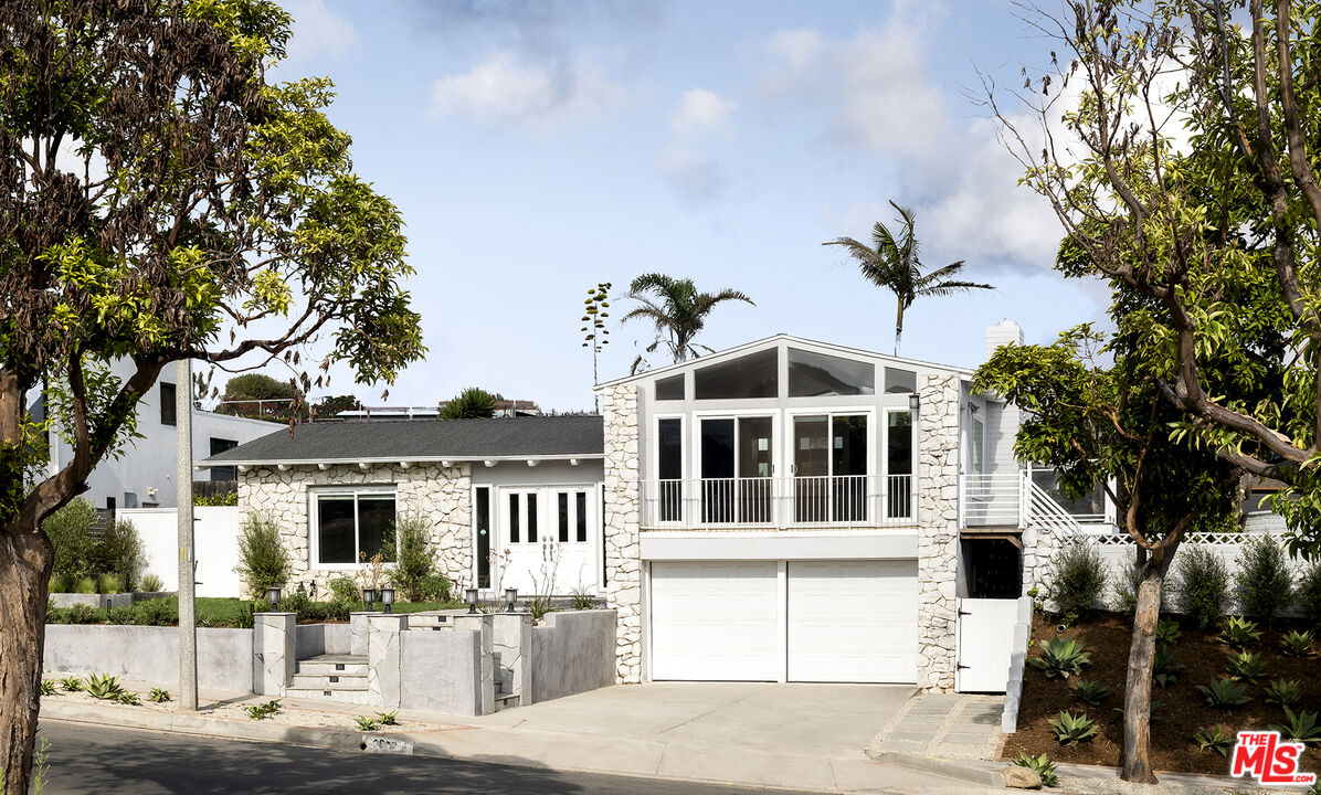 3818 Seahorn Dr