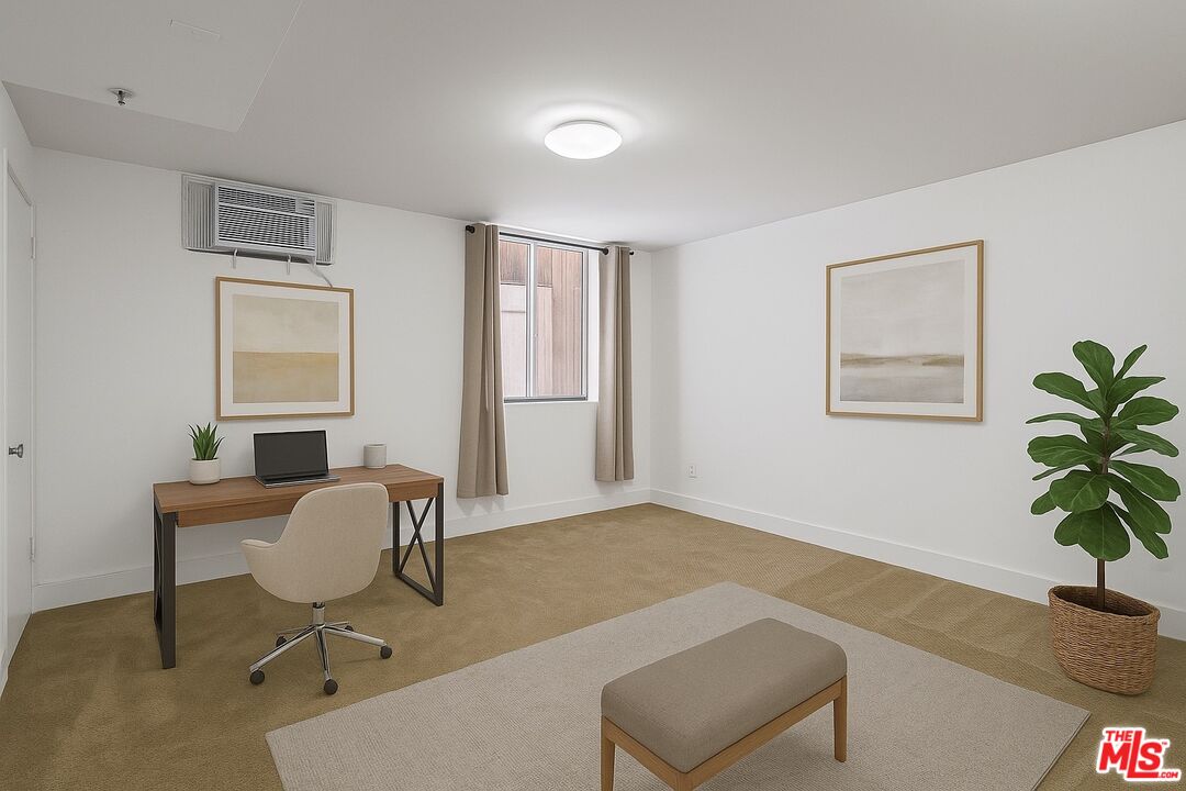 2512 28th St Unit: 104