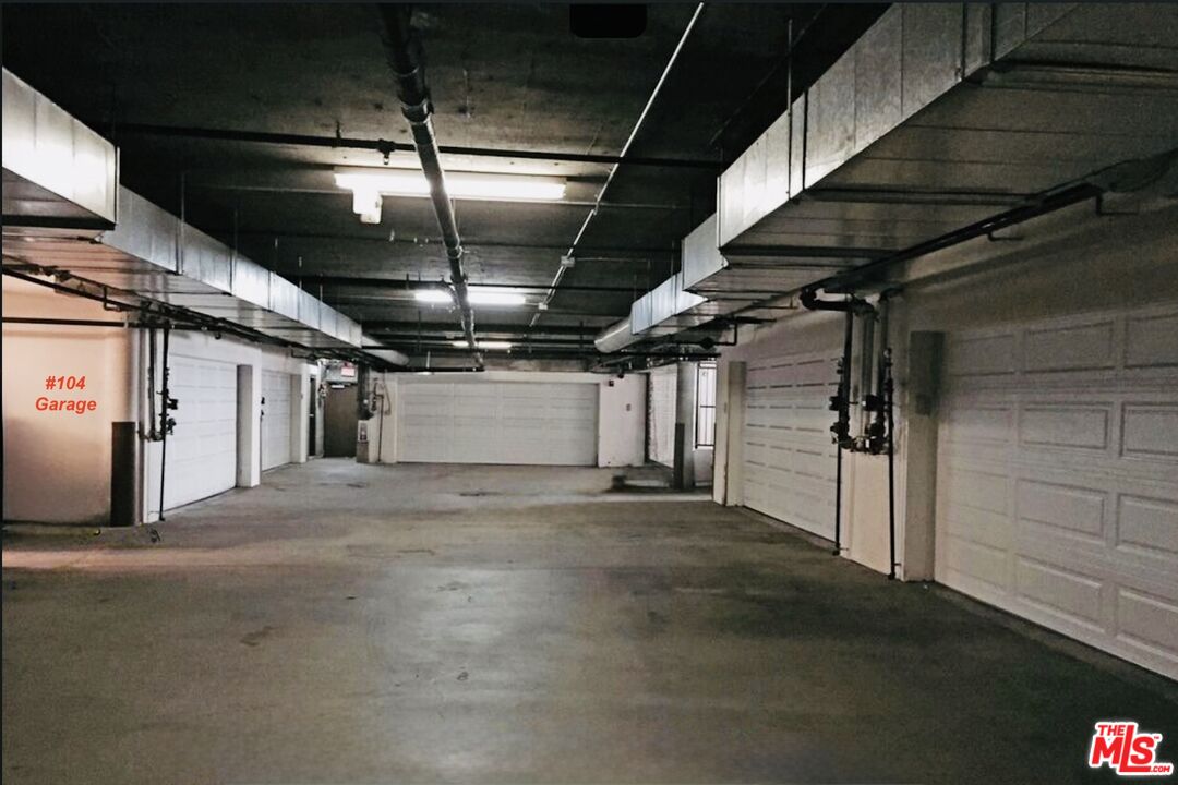 2512 28th St Unit: 104