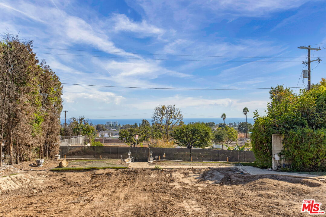 14643 Whitfield Ave