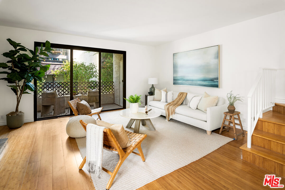 8128 Manitoba St Unit: 106