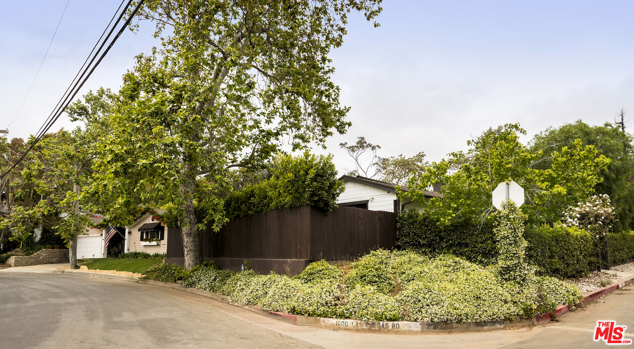 1006 Las Pulgas Rd
