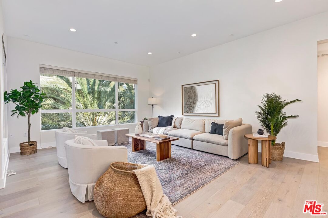 12771 Shell Pl Unit: 2