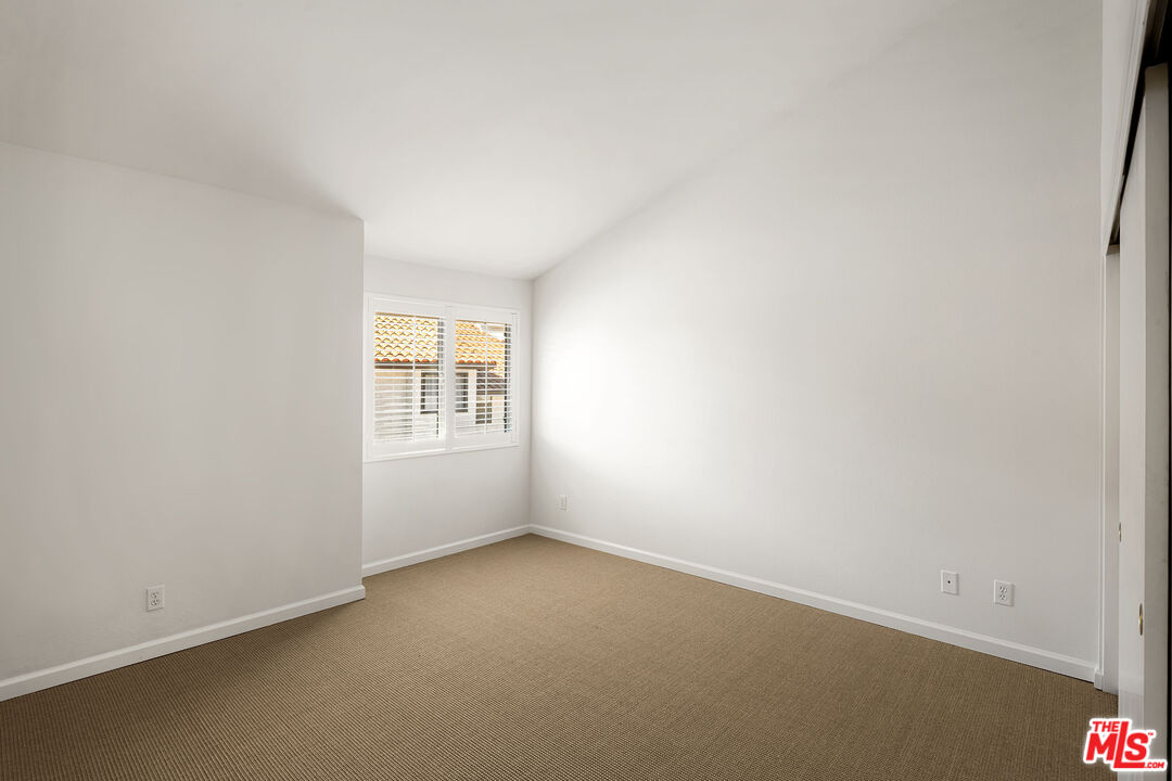 1561 Michael Ln