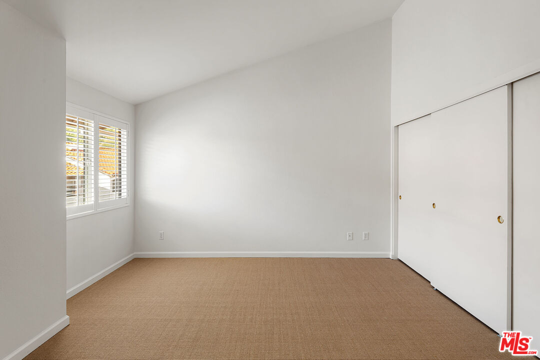 1561 Michael Ln